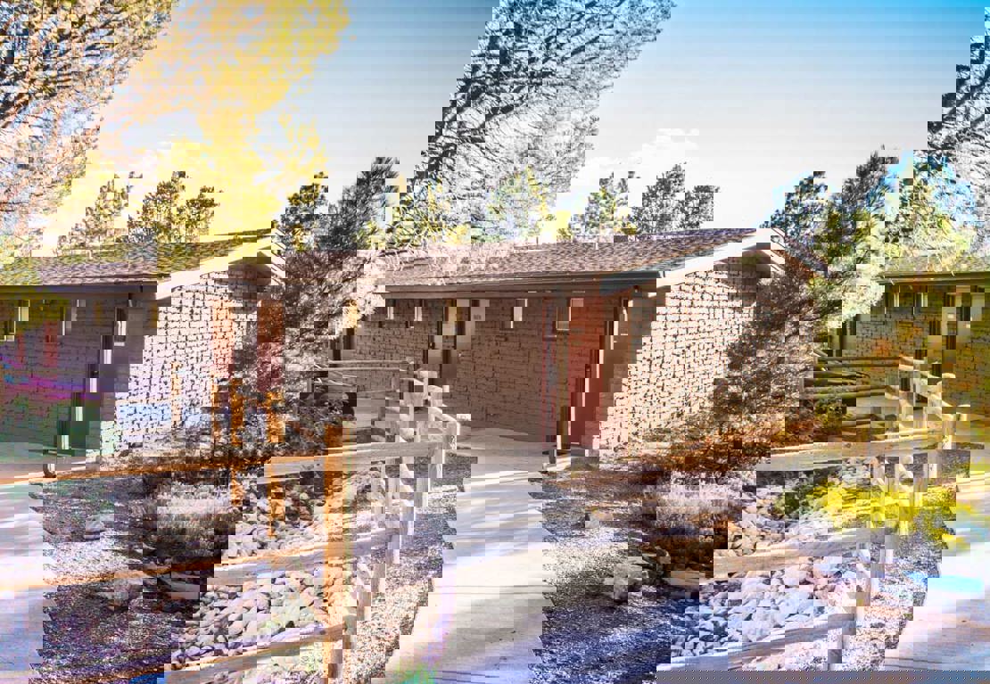visitgrandcanyon-pg-yavapai-west-exterior.jpg