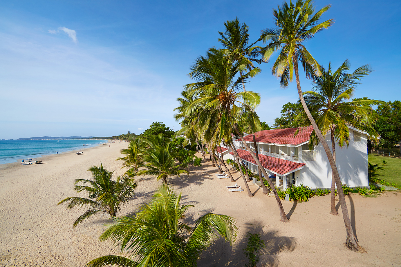 Blu Chalet With Beach View
