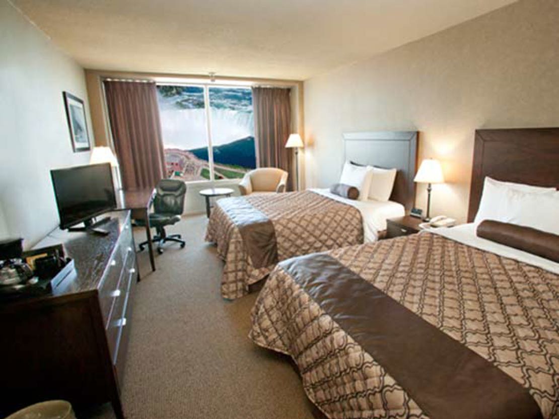 lg-oakes-hotel-room-2-bed.jpg