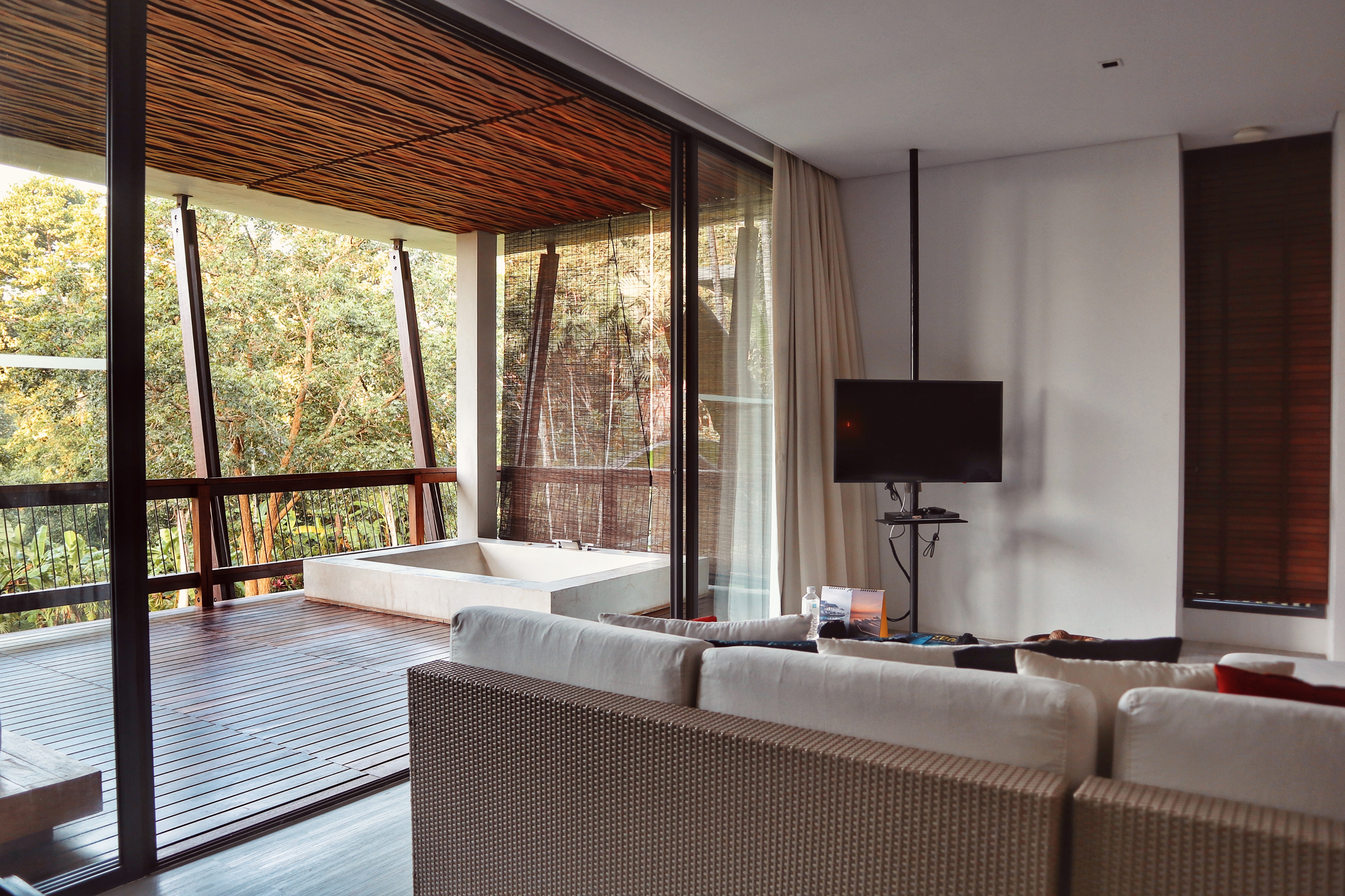 3.3 Scenery Pavilion