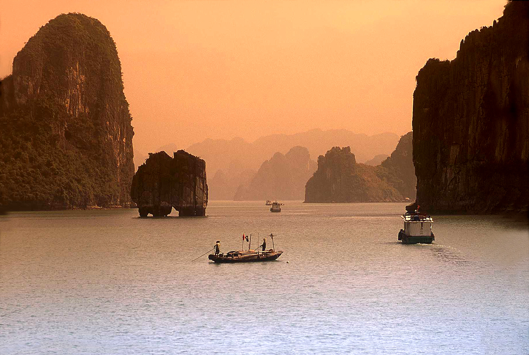 Halong_7.jpg