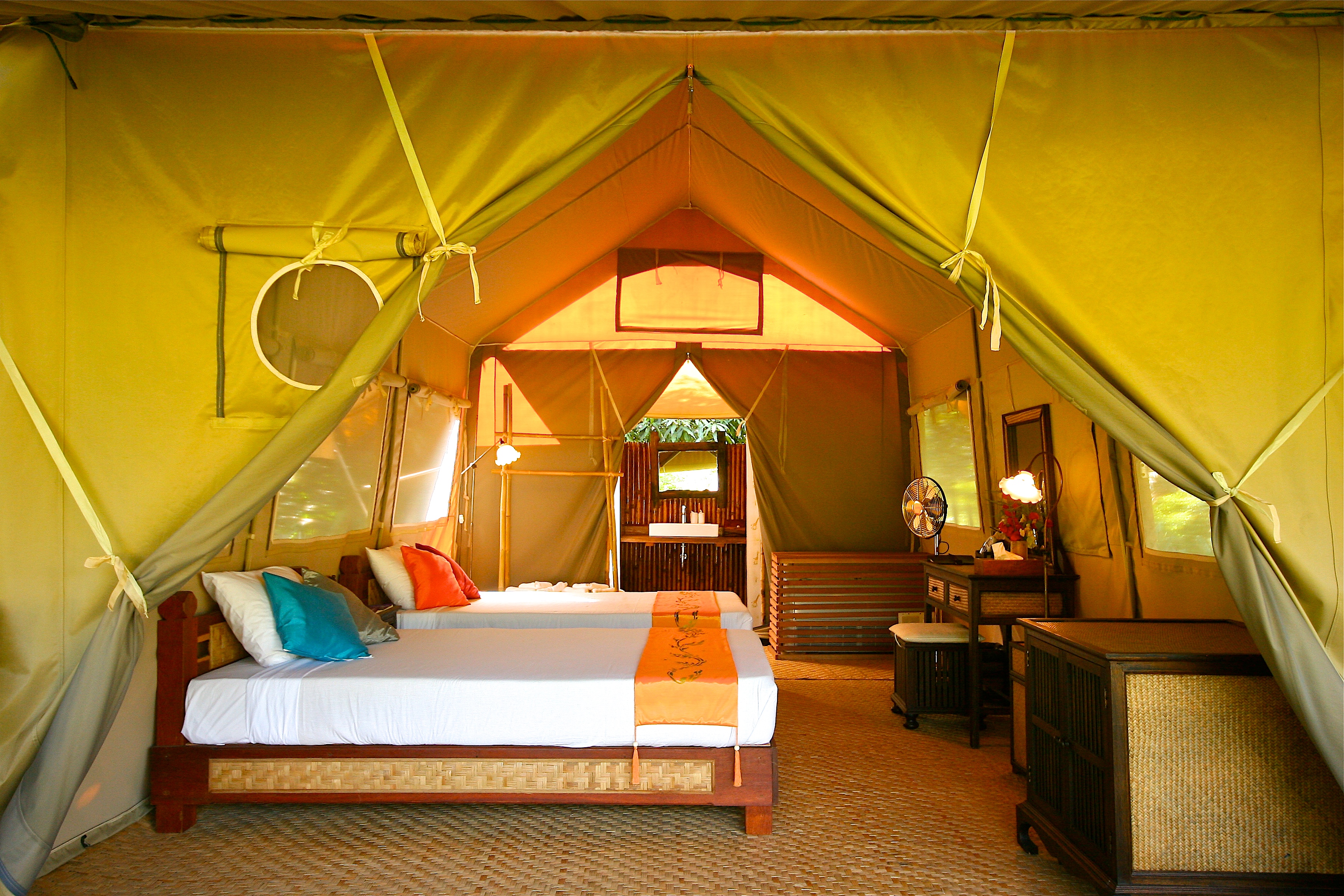 Tented Room 01.jpg