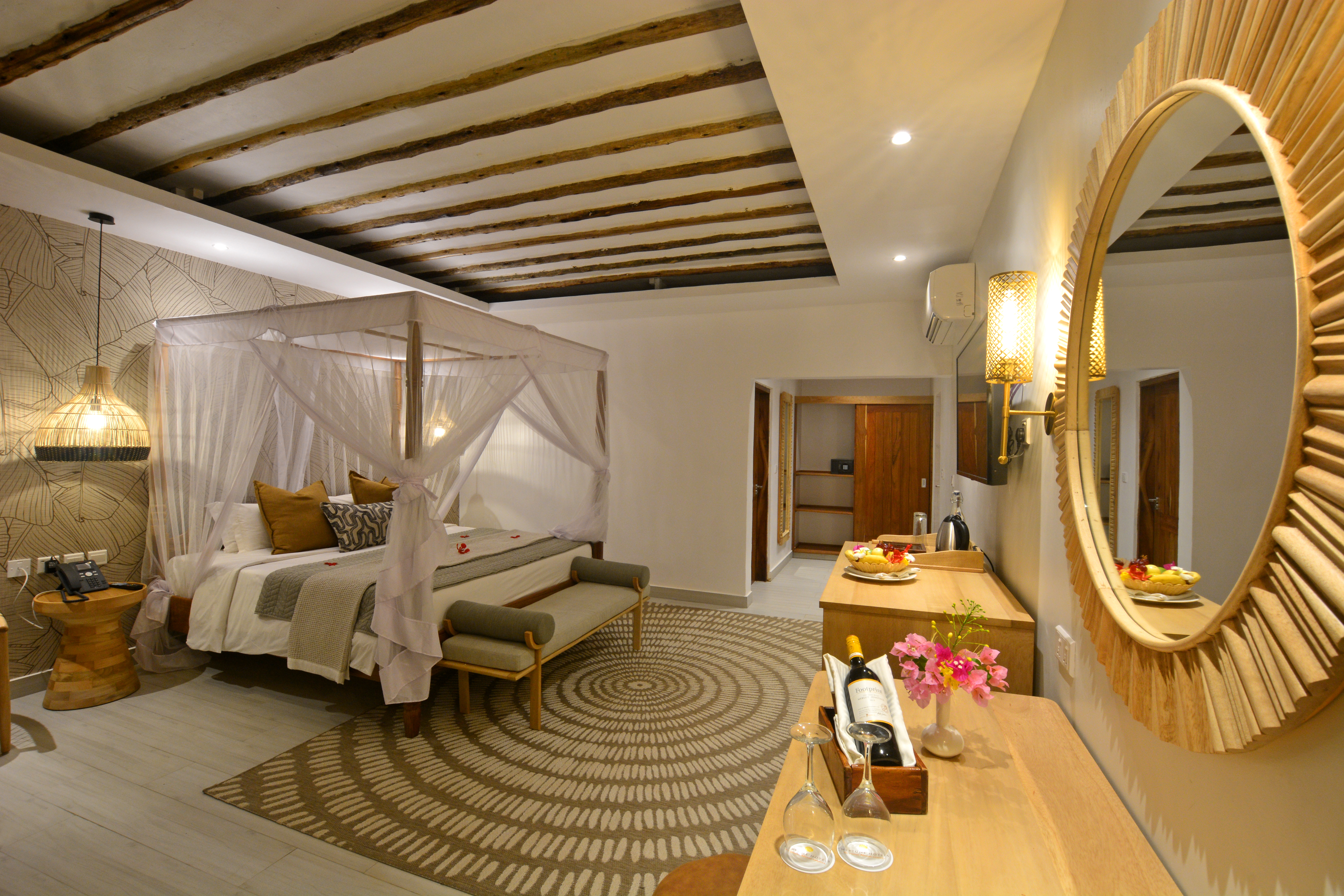 Deluxe Room 12 Neptune Pwani