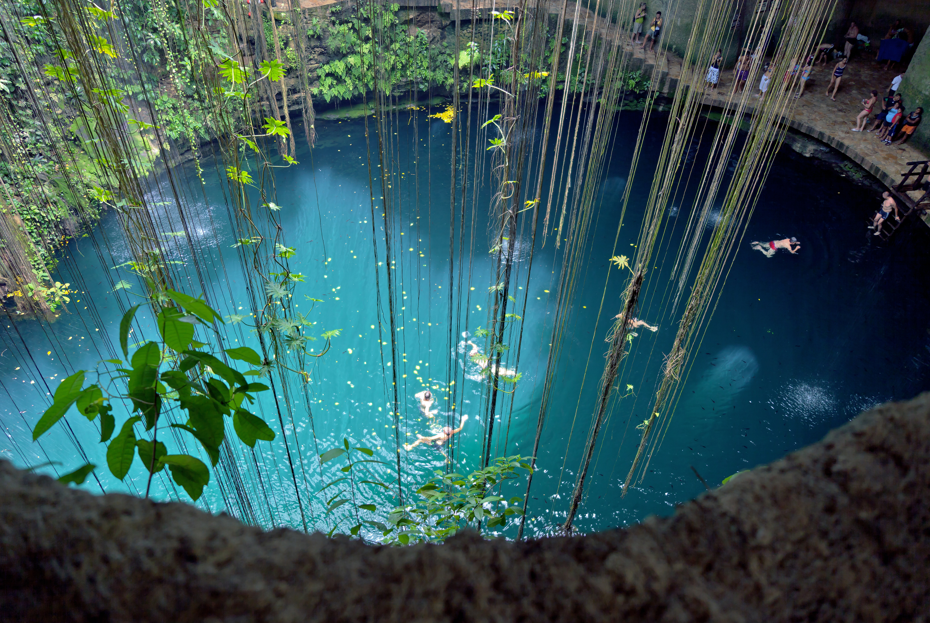 shutterstock_86163439 Cenote Ik Kil.jpg