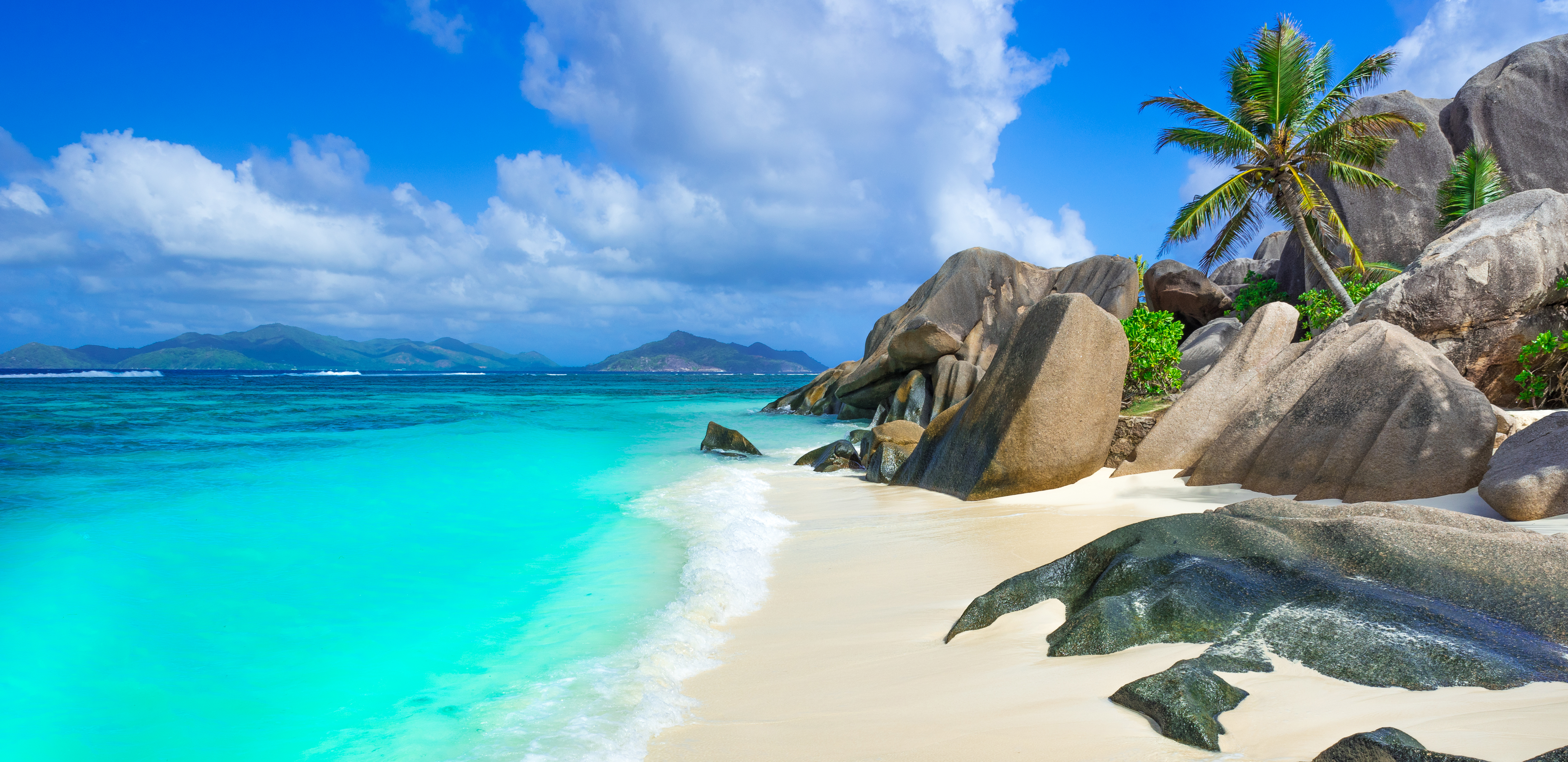 shutterstock_298379204 Most beautiful beach of the world on island La Digue in Seychelles - Anse Source d'Argent.jpg