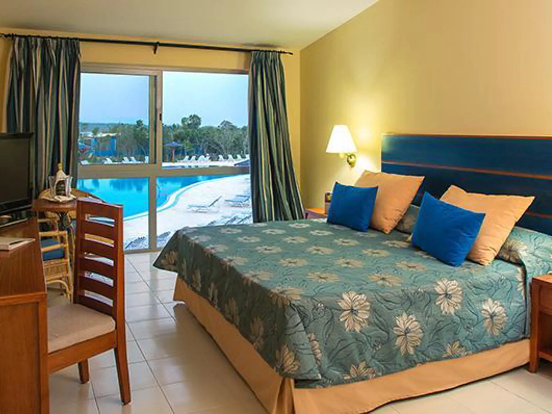 Blau Costa Verde Plus Beach Resort 4.jpg