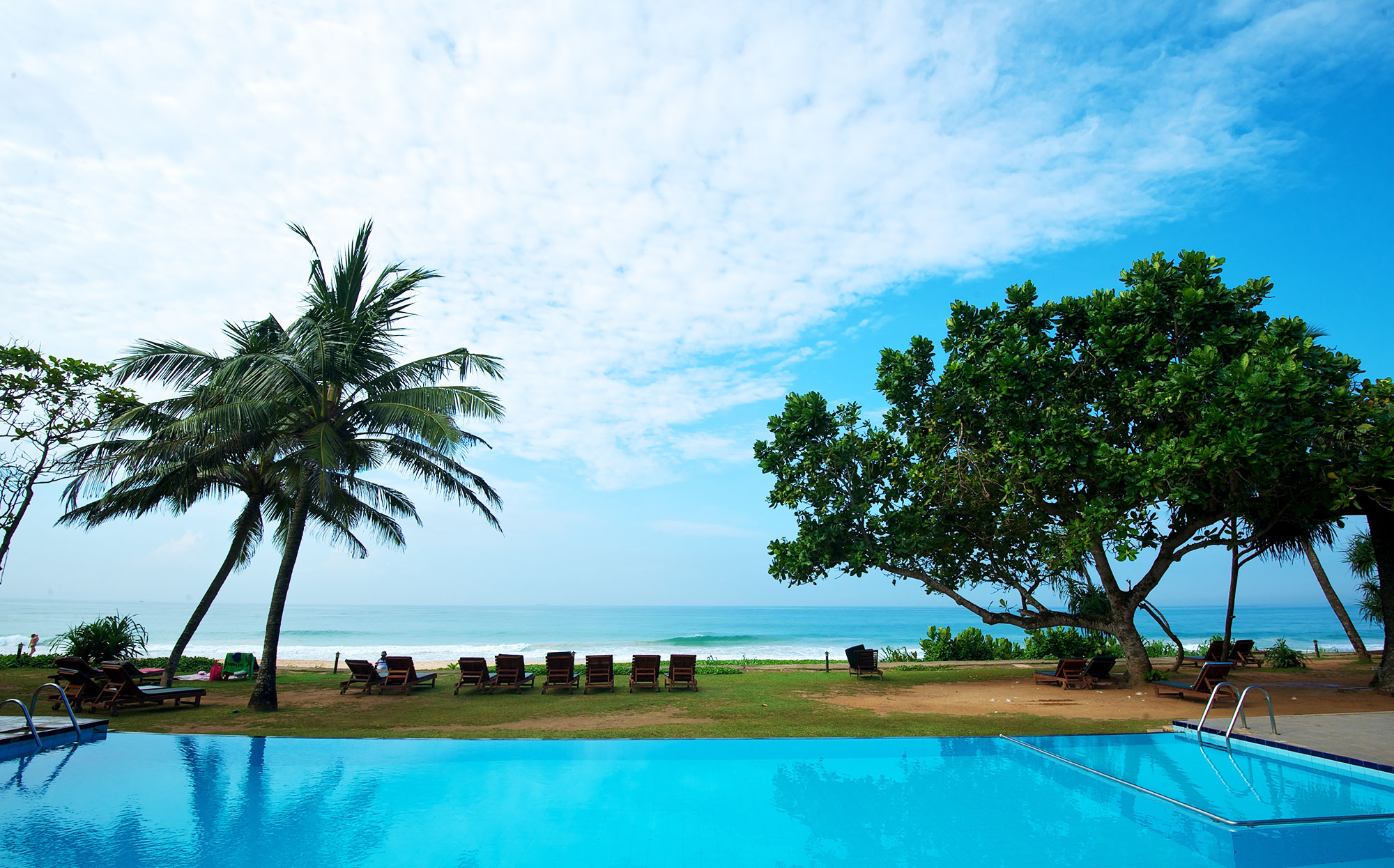 Koggala Beach Hotel - pool.jpg