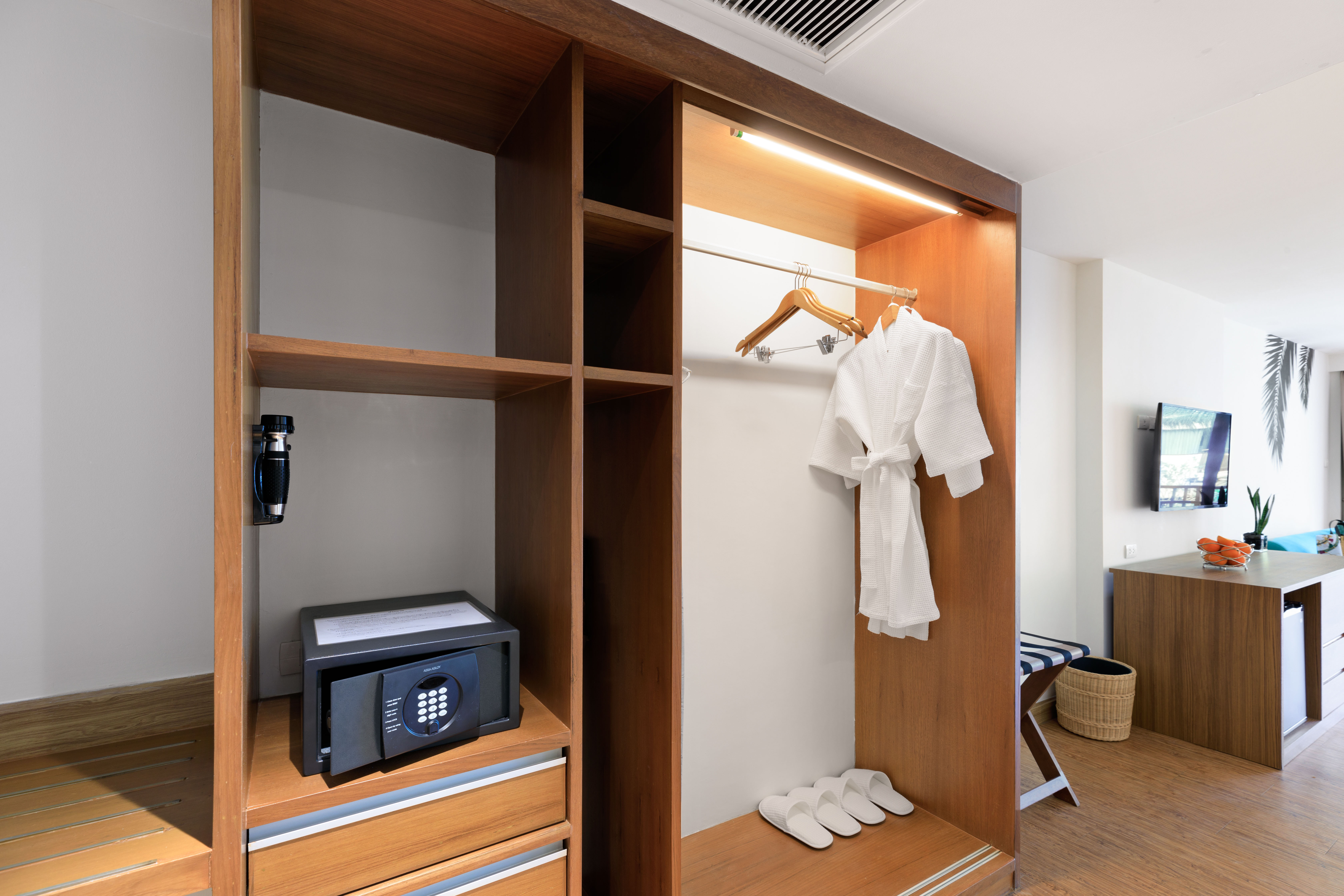 Outrigger Khao Lak Beach Resort Deluxe Garden Balcony Closet 1