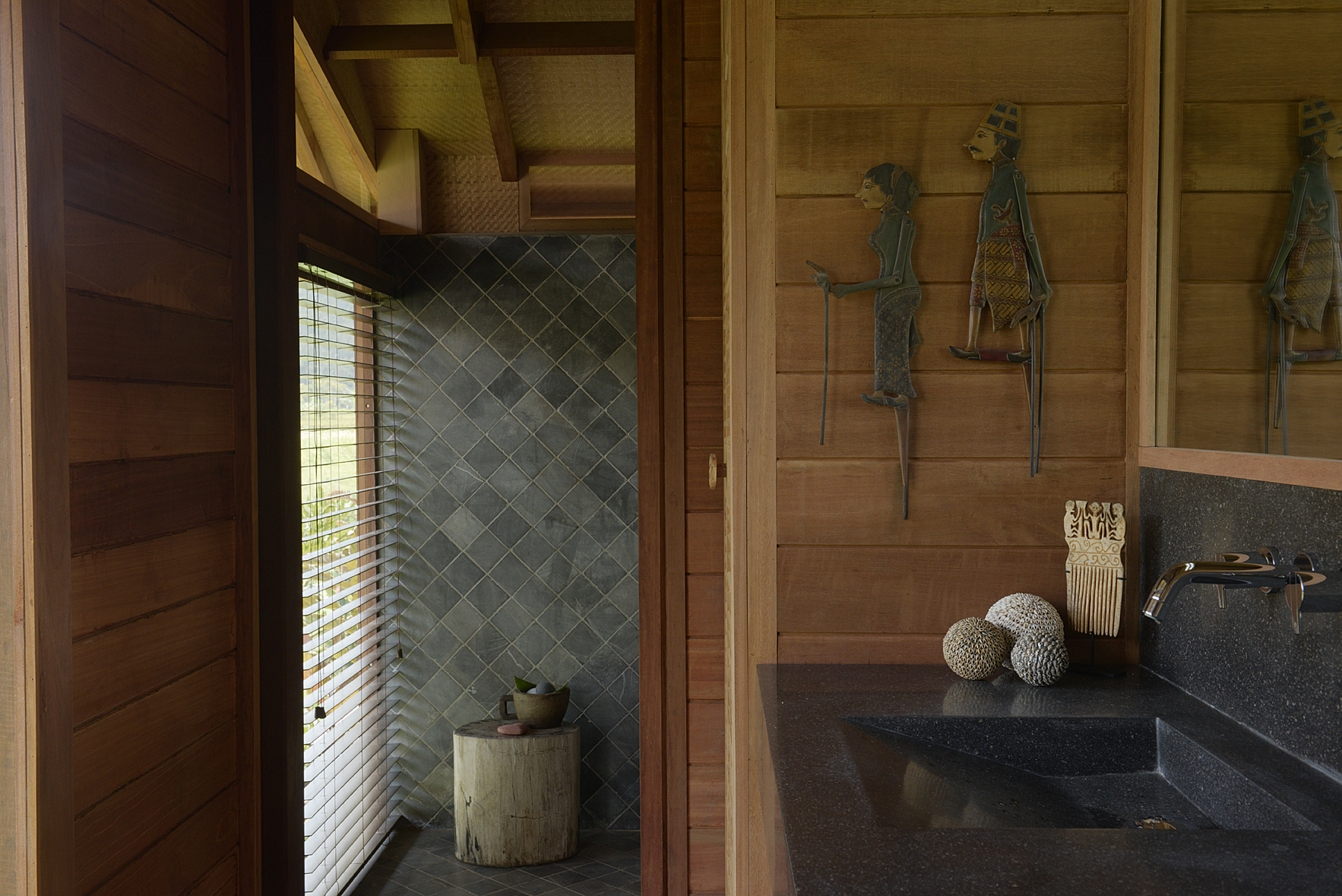 One Bedroom Bungalow Bathroom