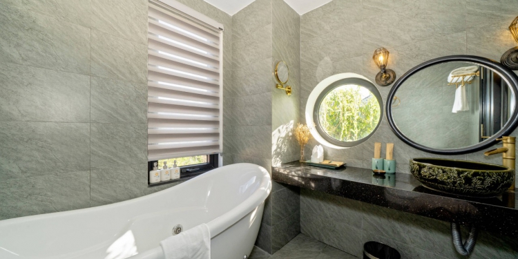 Deluxe Triple With Balcony 57503751