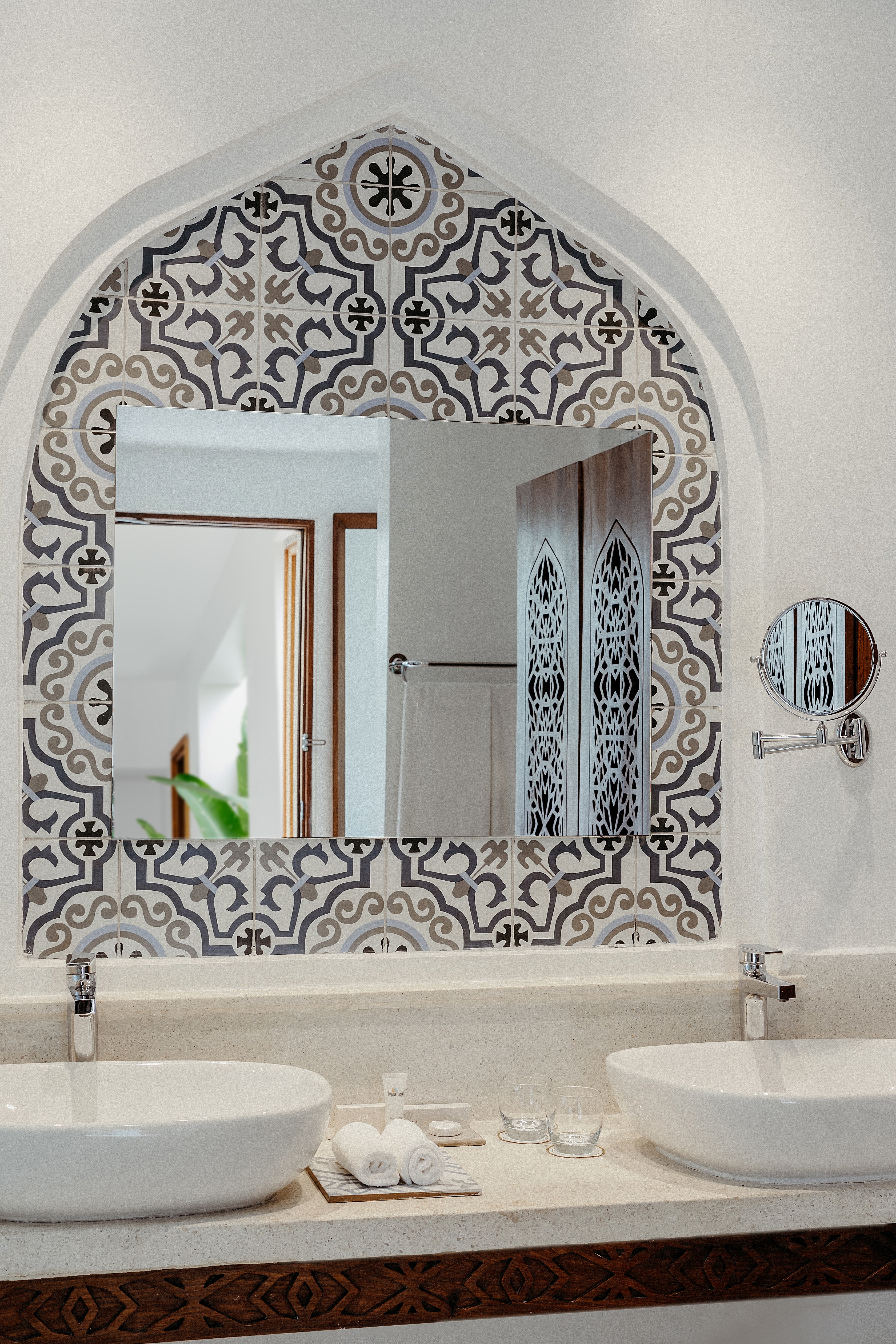 11781 Luxmar 345 3360X5040