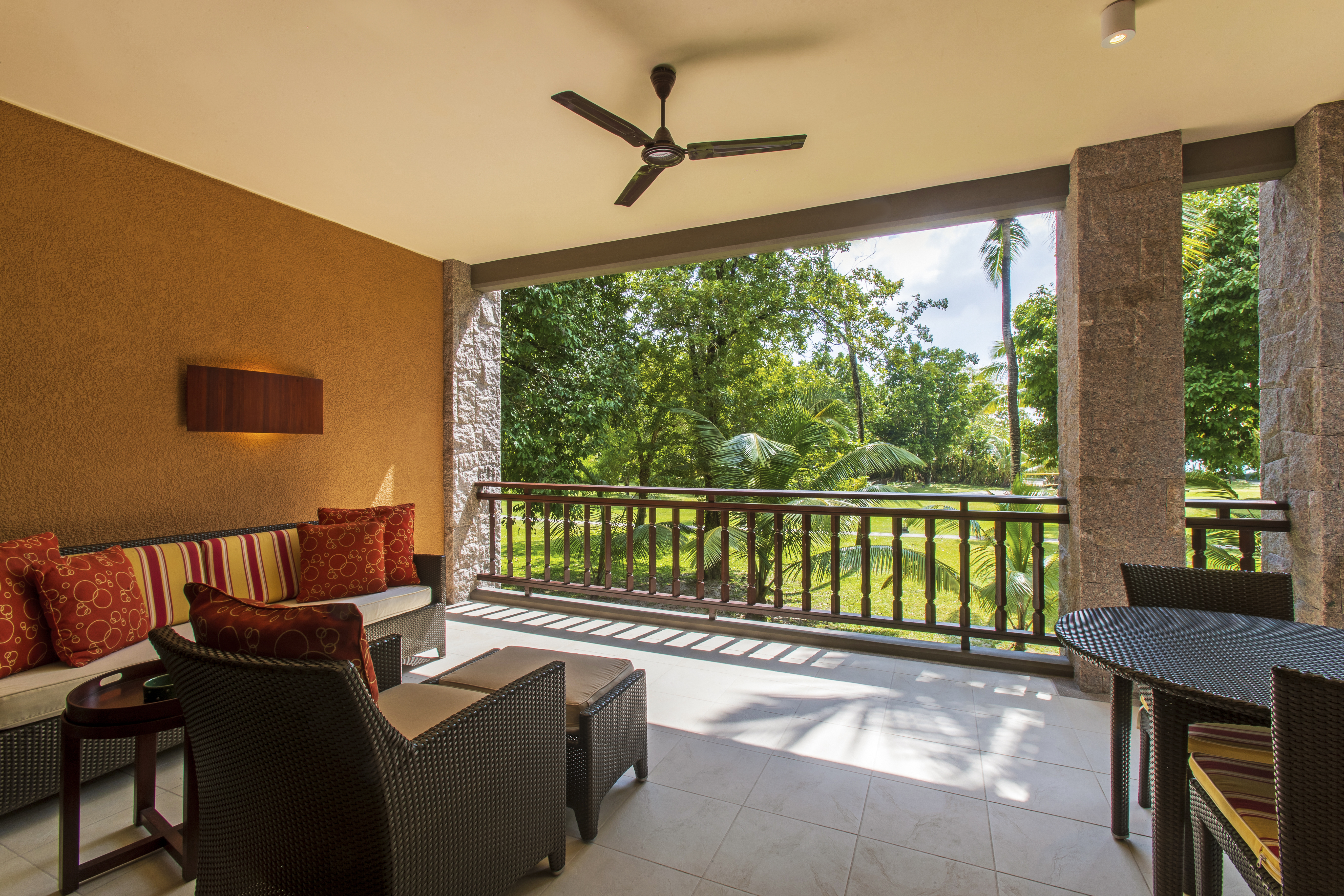 Constance Ephelia Accommodation Senior Suite 05