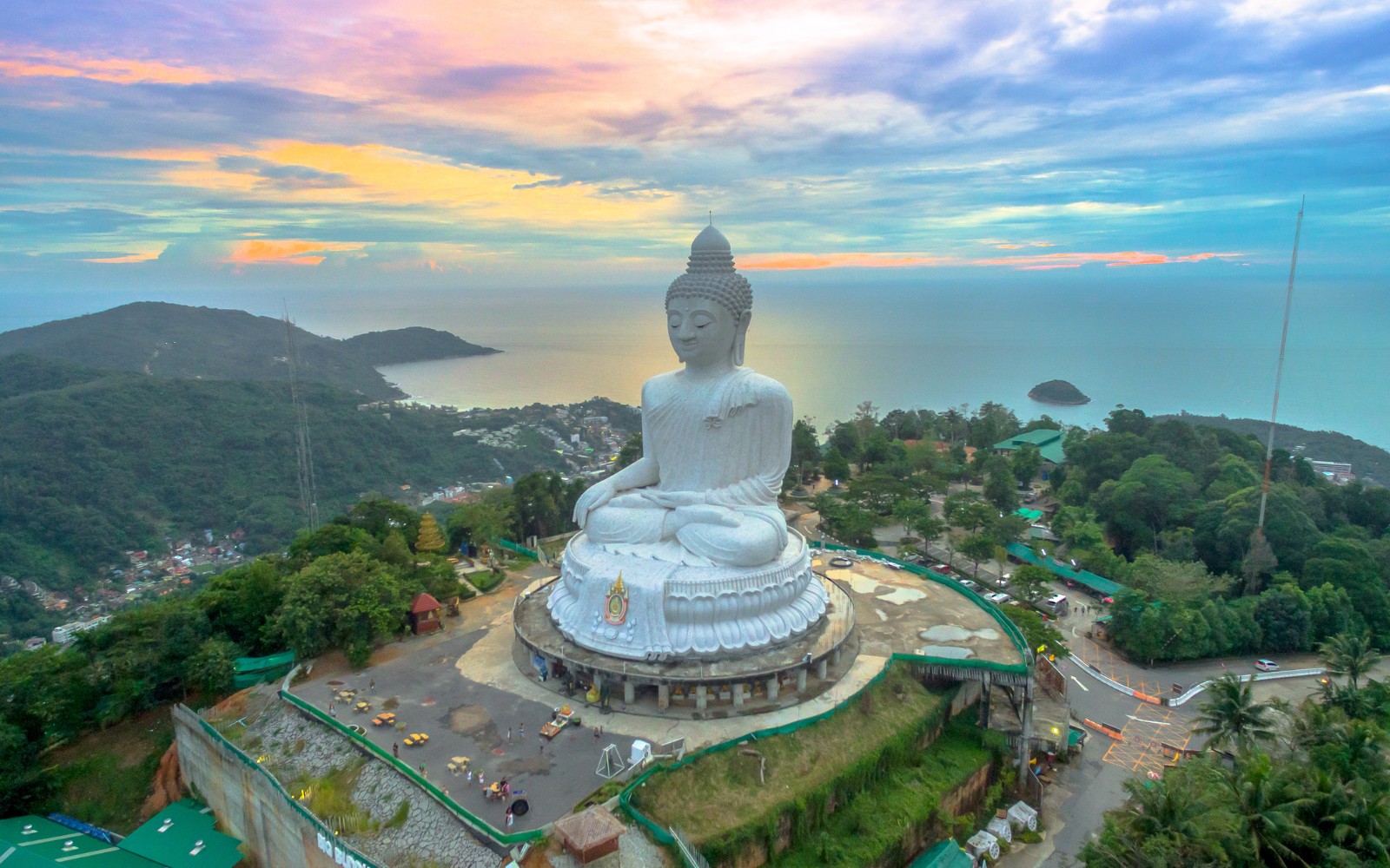 Big Buddha Phuket Thailand (1)