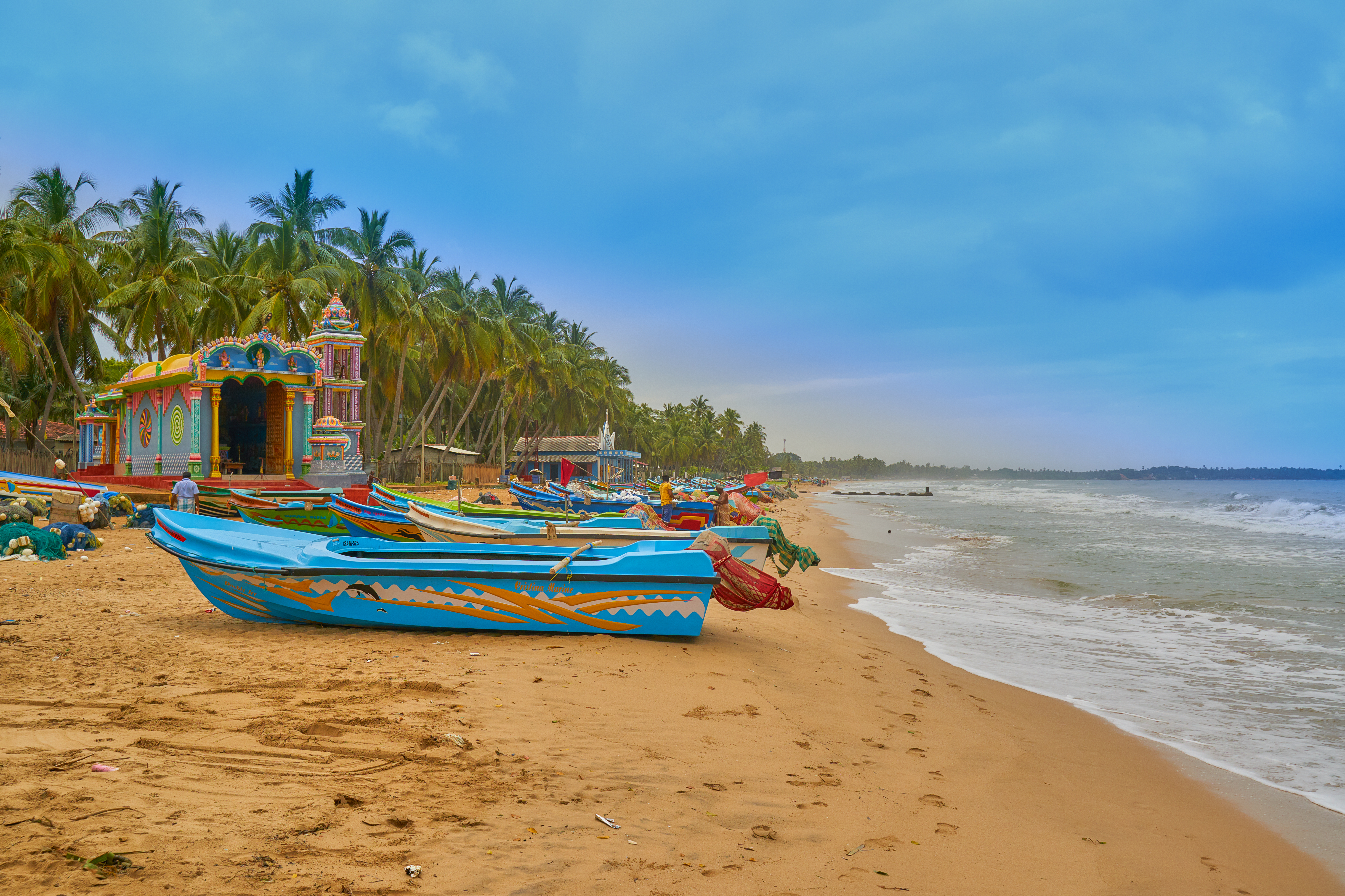 Shutterstock 1834796374 Trincomalee, Sri Lanka 16.10.2020 Bala Murugan Temple And Colorful Boats On The Beach In Trincomalee