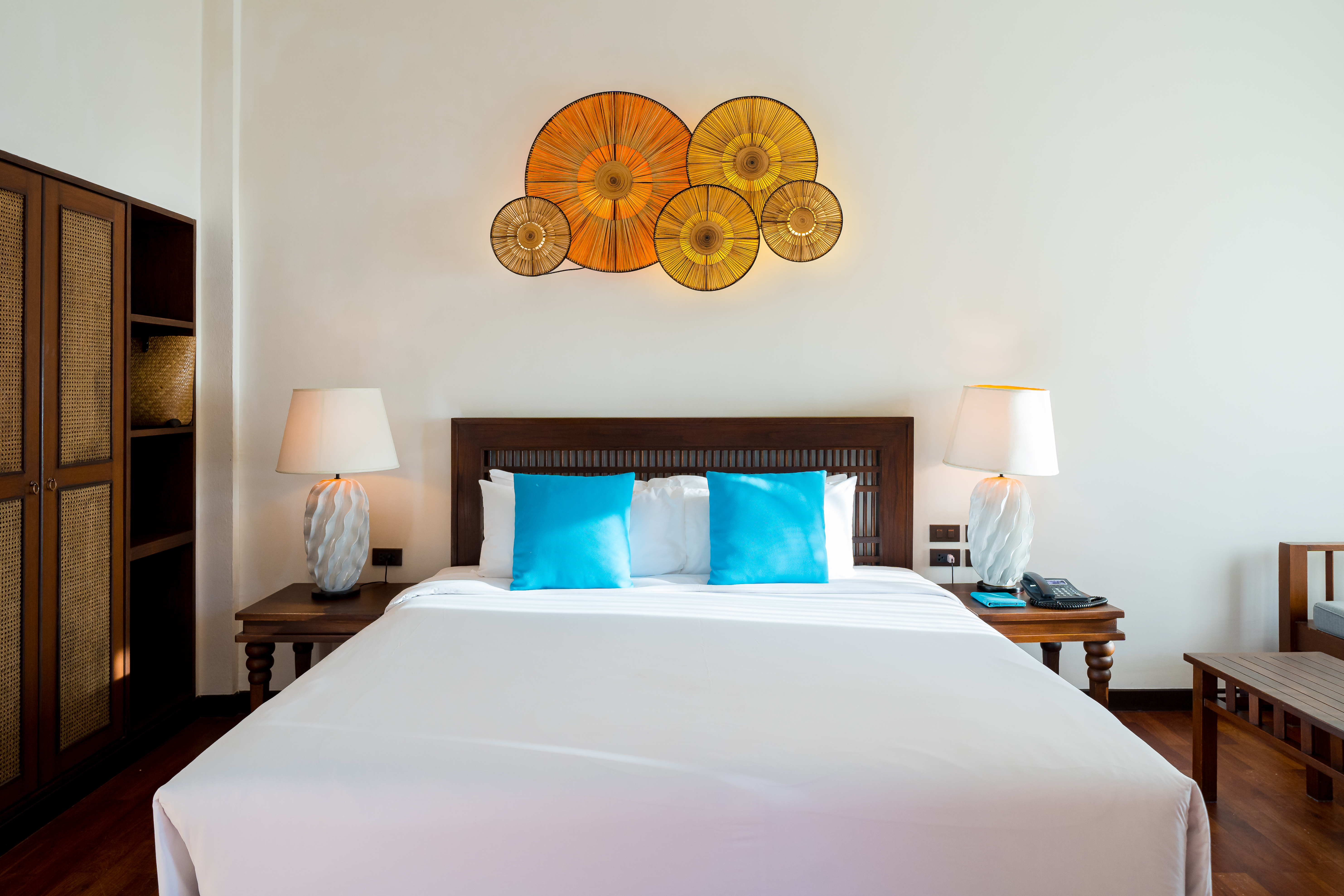 Classic Hillside Double Bed 2