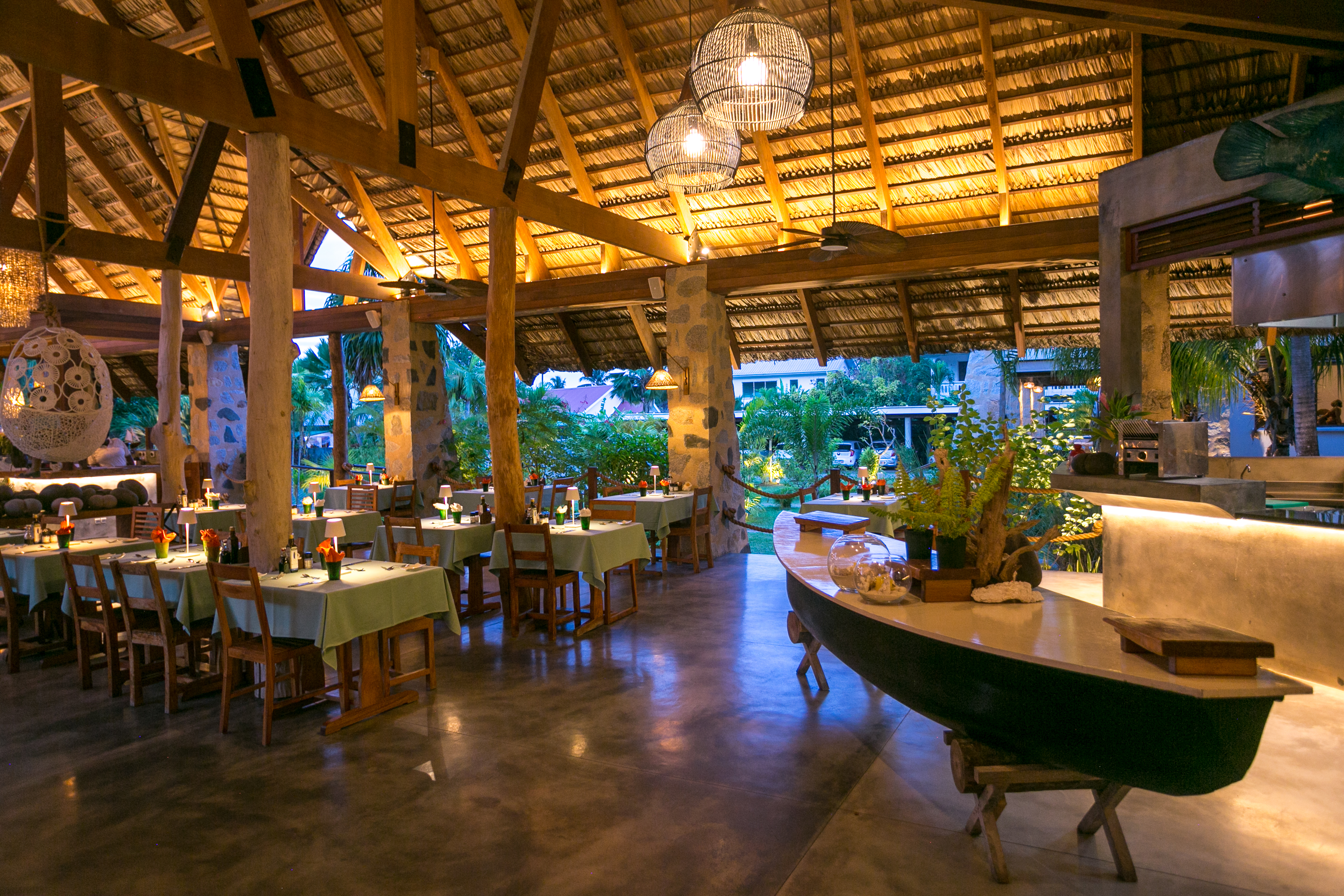 Masonstravel Leslauriers Mainrestaurant