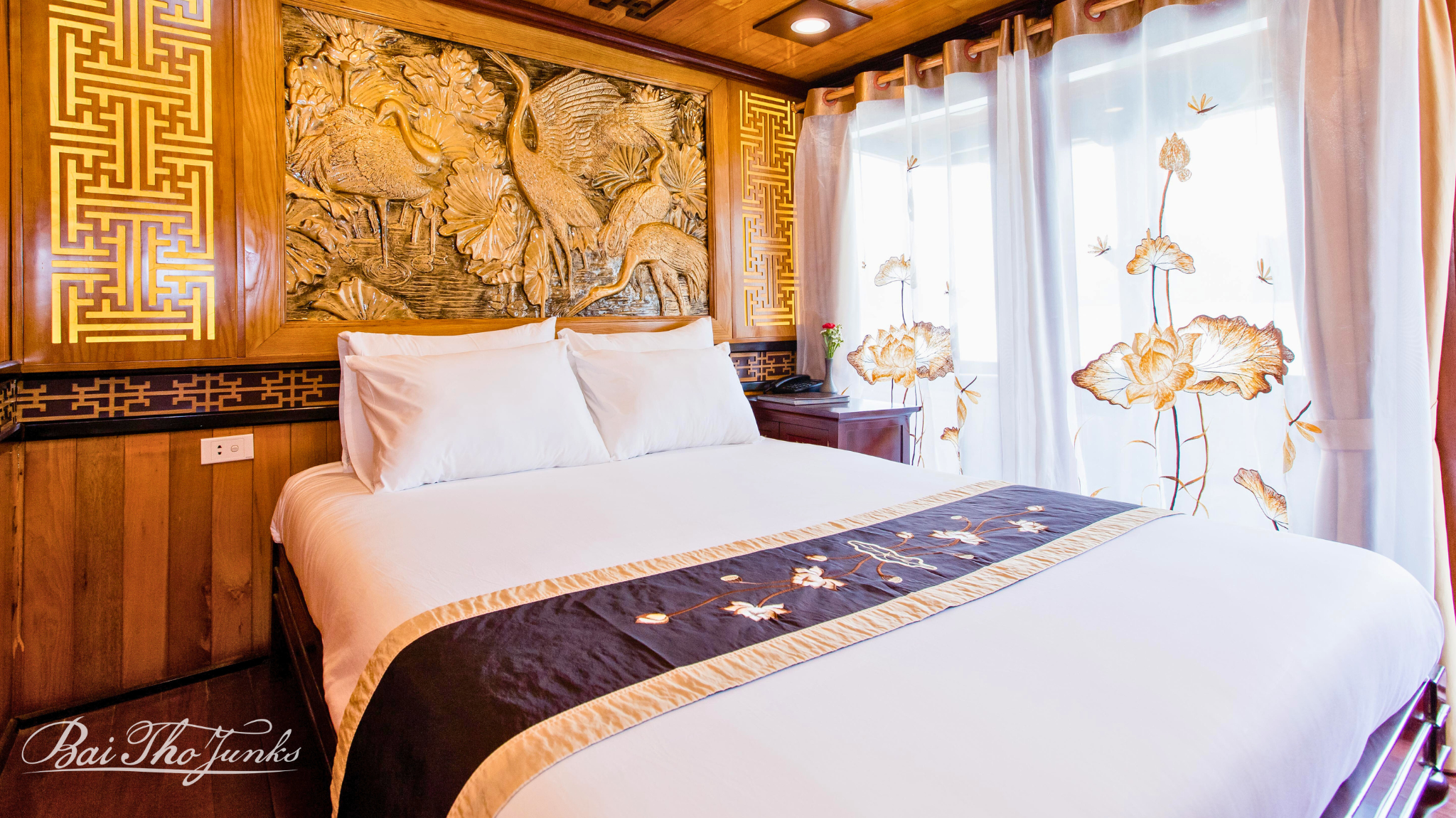 Victory Cruise Deluxe Ocean View