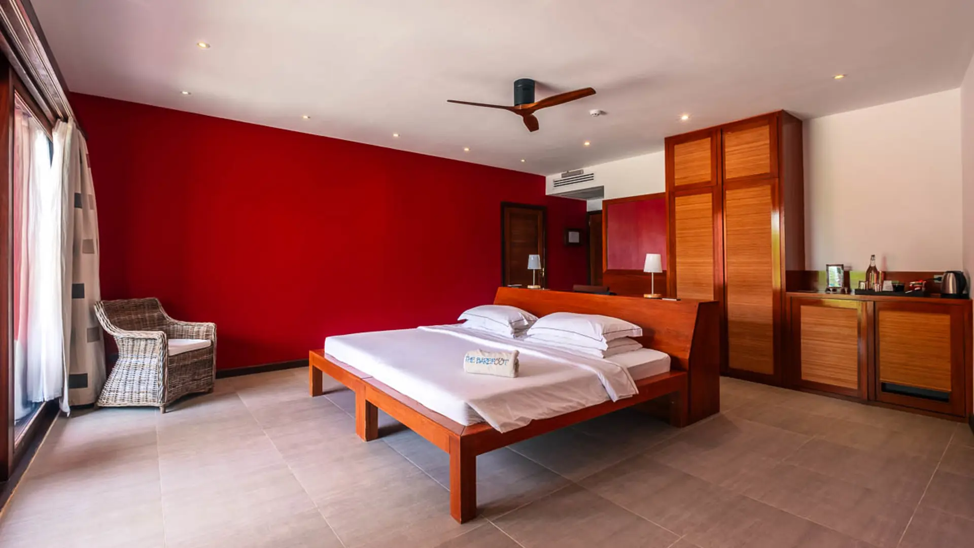 20231110 150604 ZENY8101 HDR FB