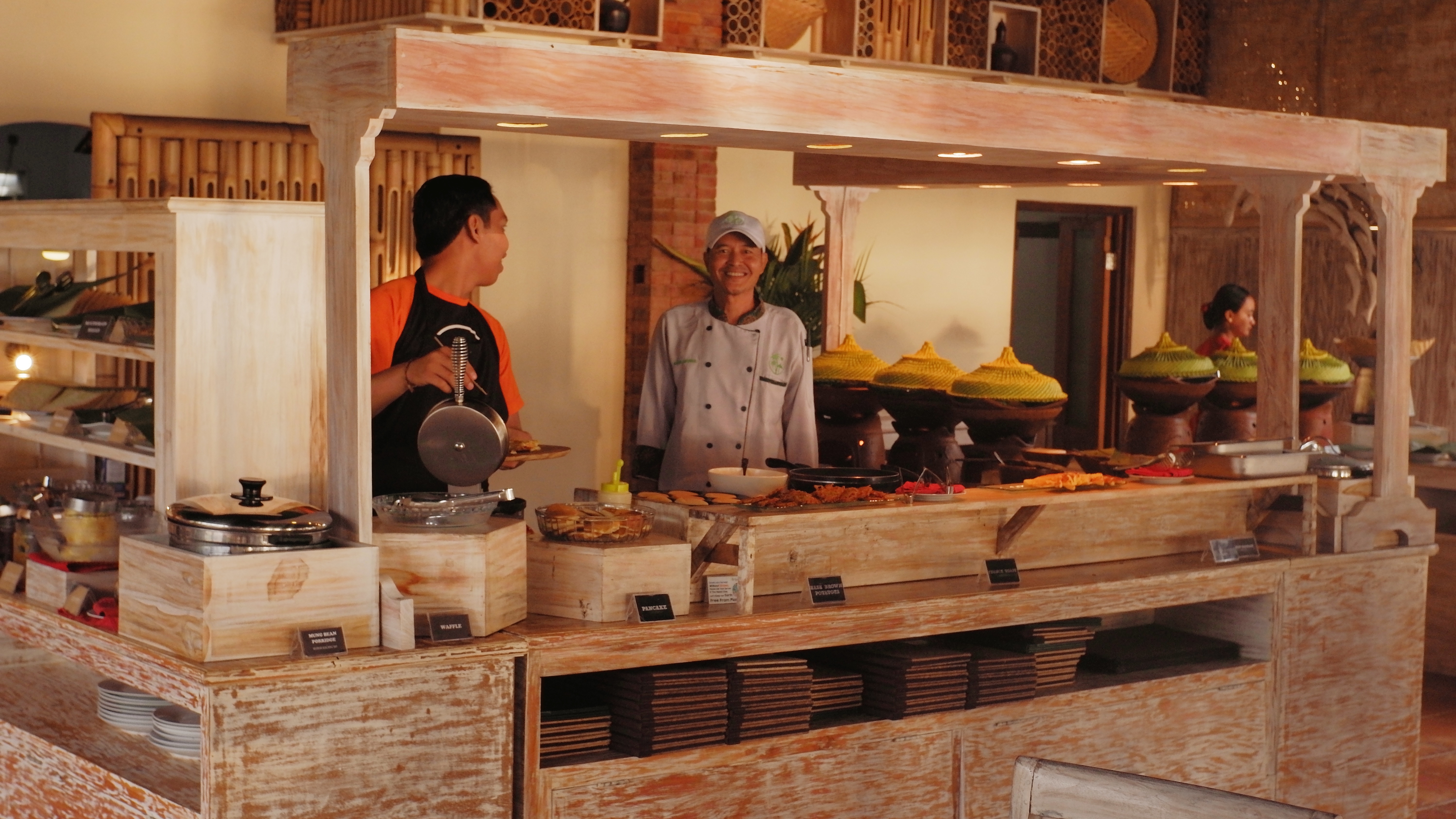 Poleng Resto Buffet Breakfast 2