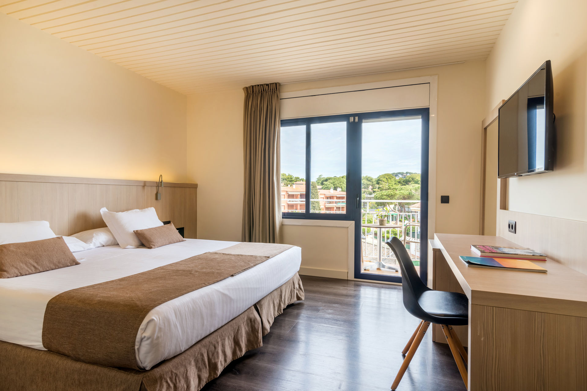 Double Room Balcony (3)