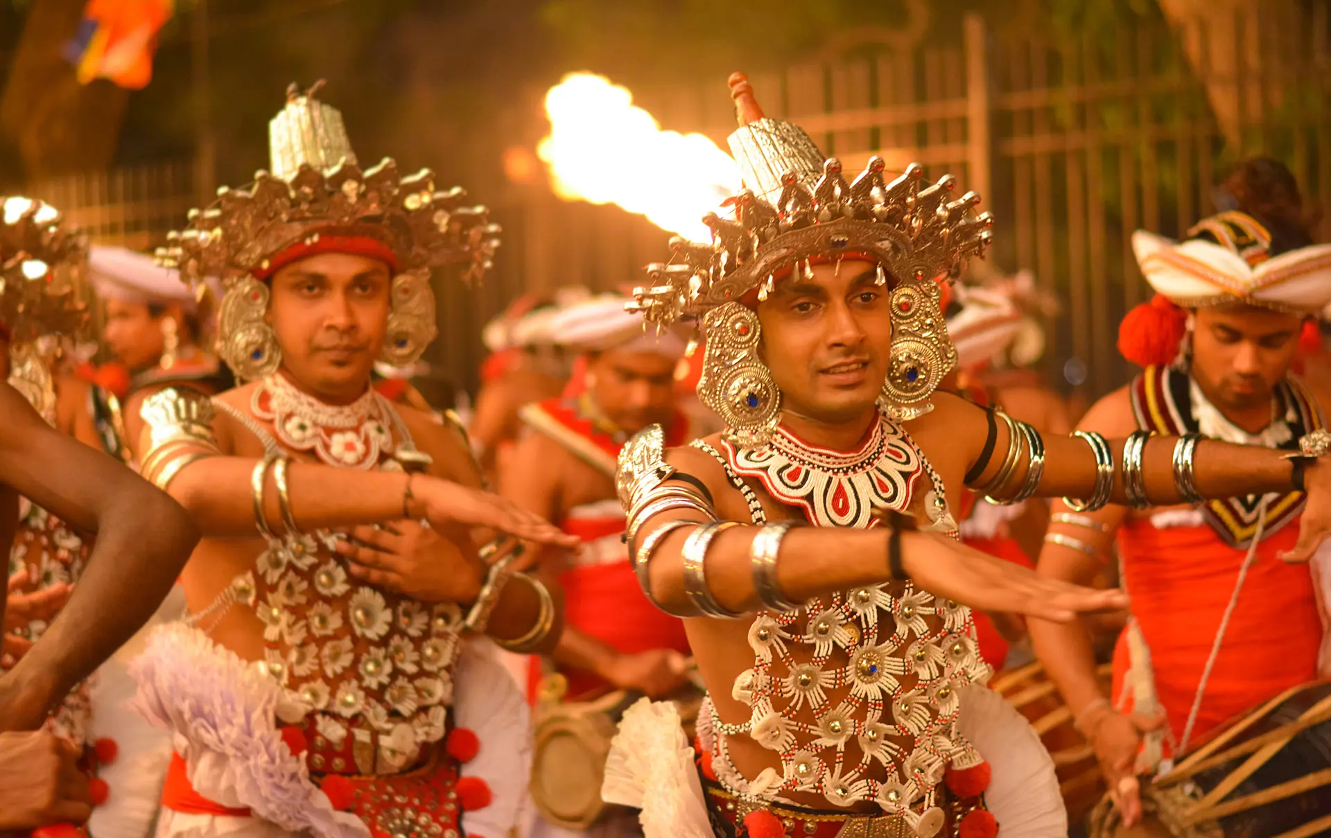 Shutterstock 470724314 KANDY, SRI LANKA AUGUST 15 The Kandy Esala Procession On August 15 2016 In Kandy, Sri Lanka.