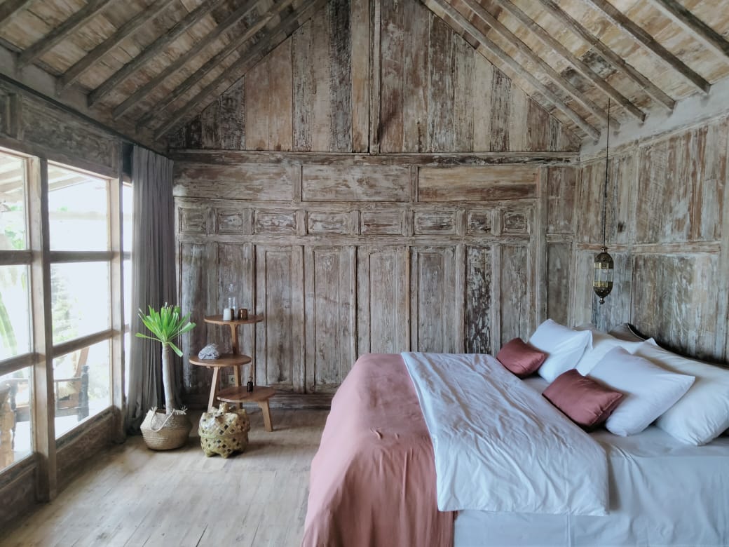 51F94475 987E 446E 8Bc4 B13f80c57998