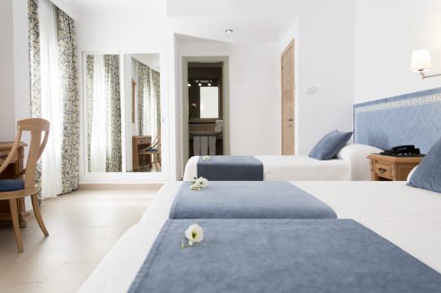 Triple Room (1)