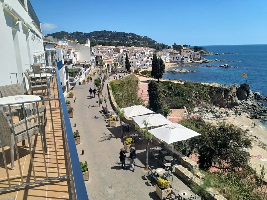Seaview Room 4