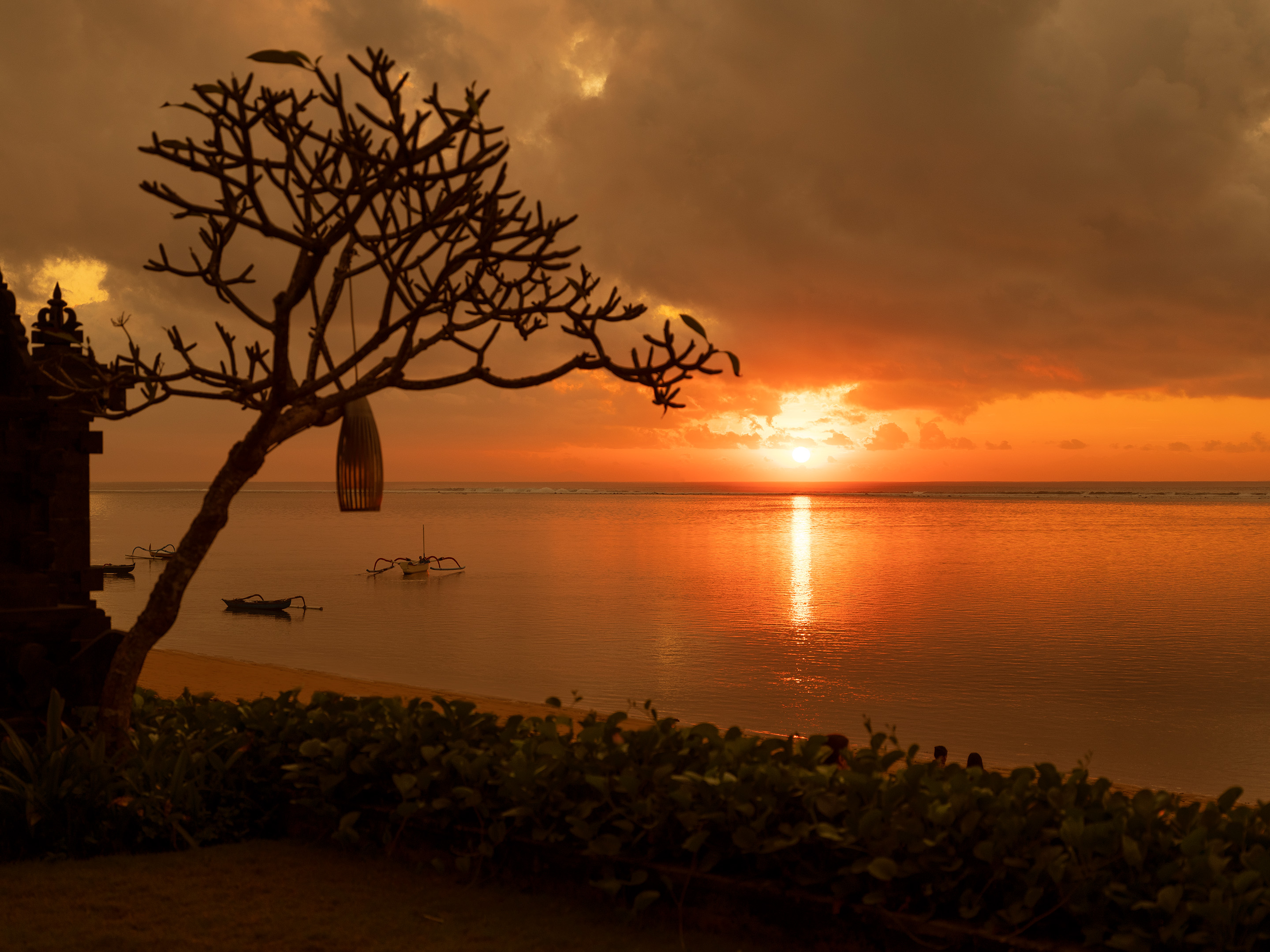 MSR 7.11. Beachside Sunrise