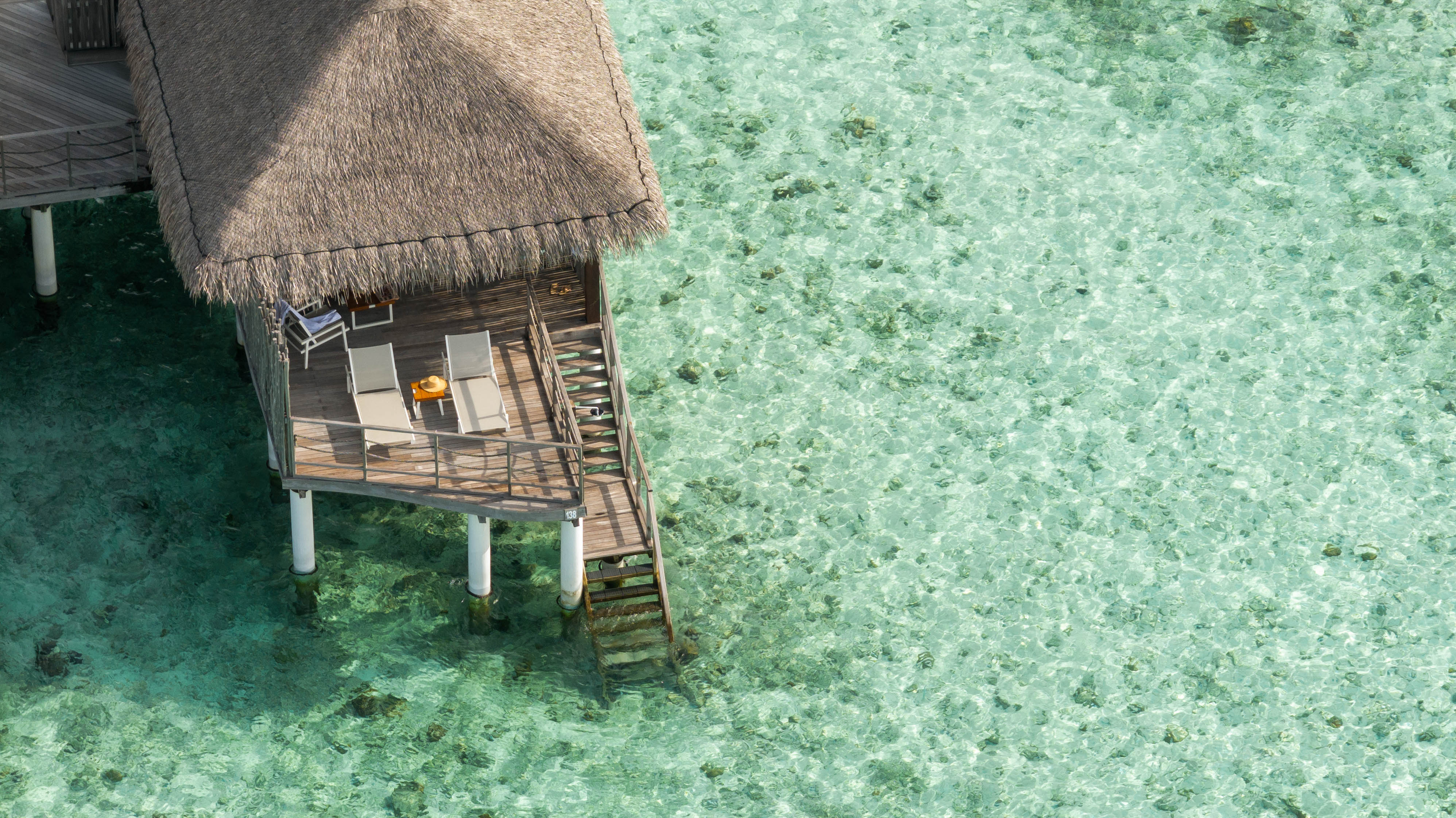 Constance Moofushi Accommodation Water Villa 05