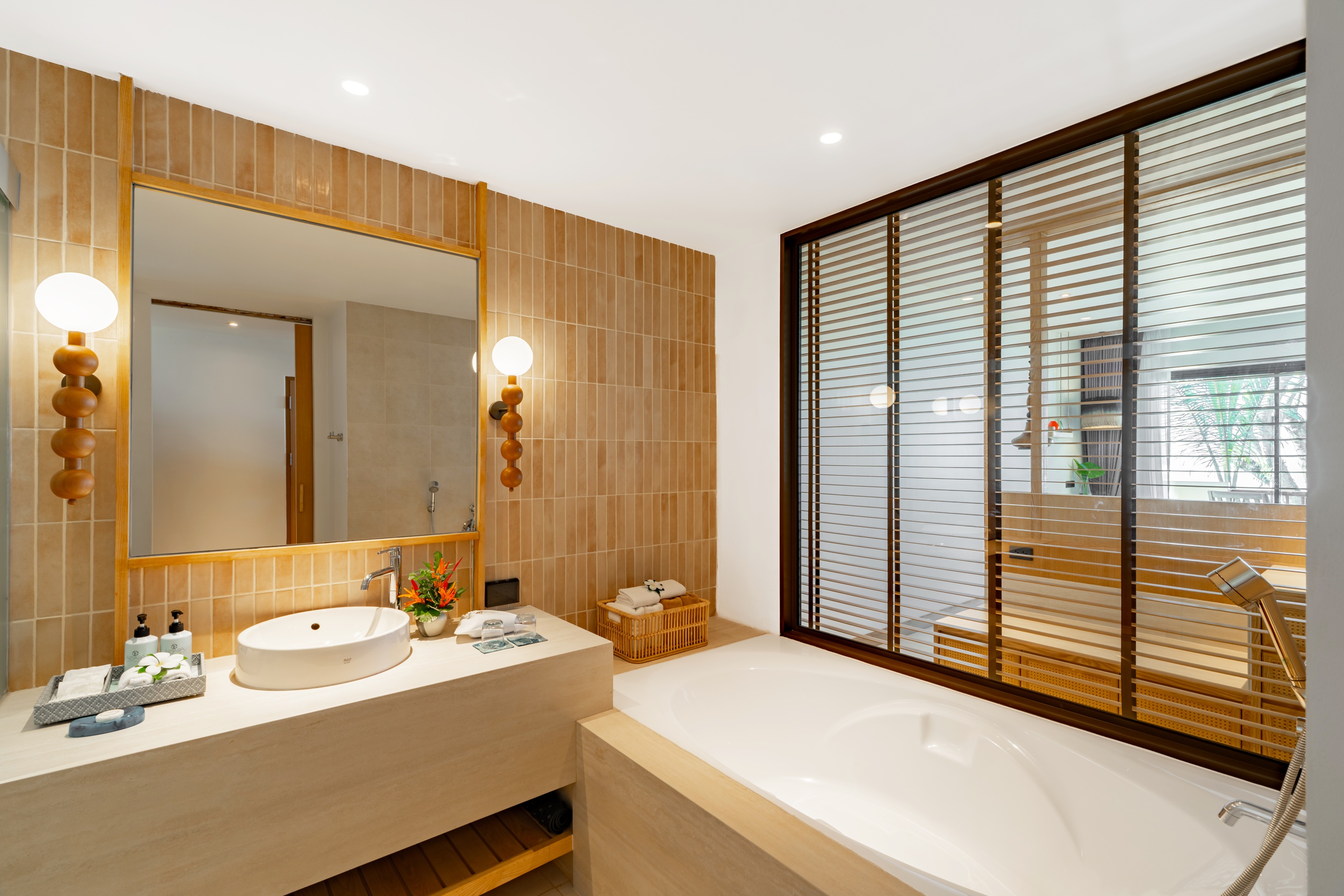 Deluxe Seaview (4)