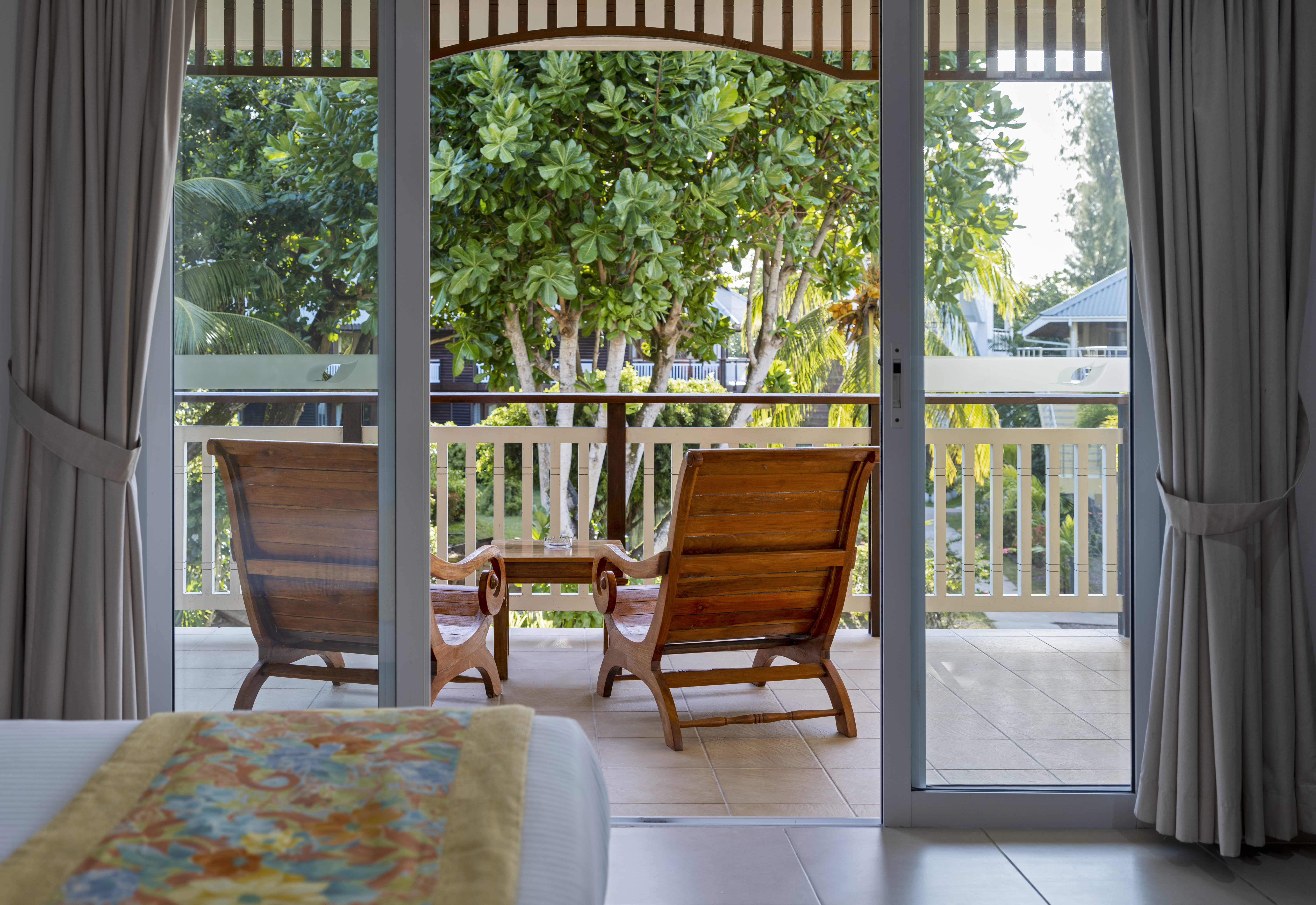 Masonstravel Acajou Family Room Balcony