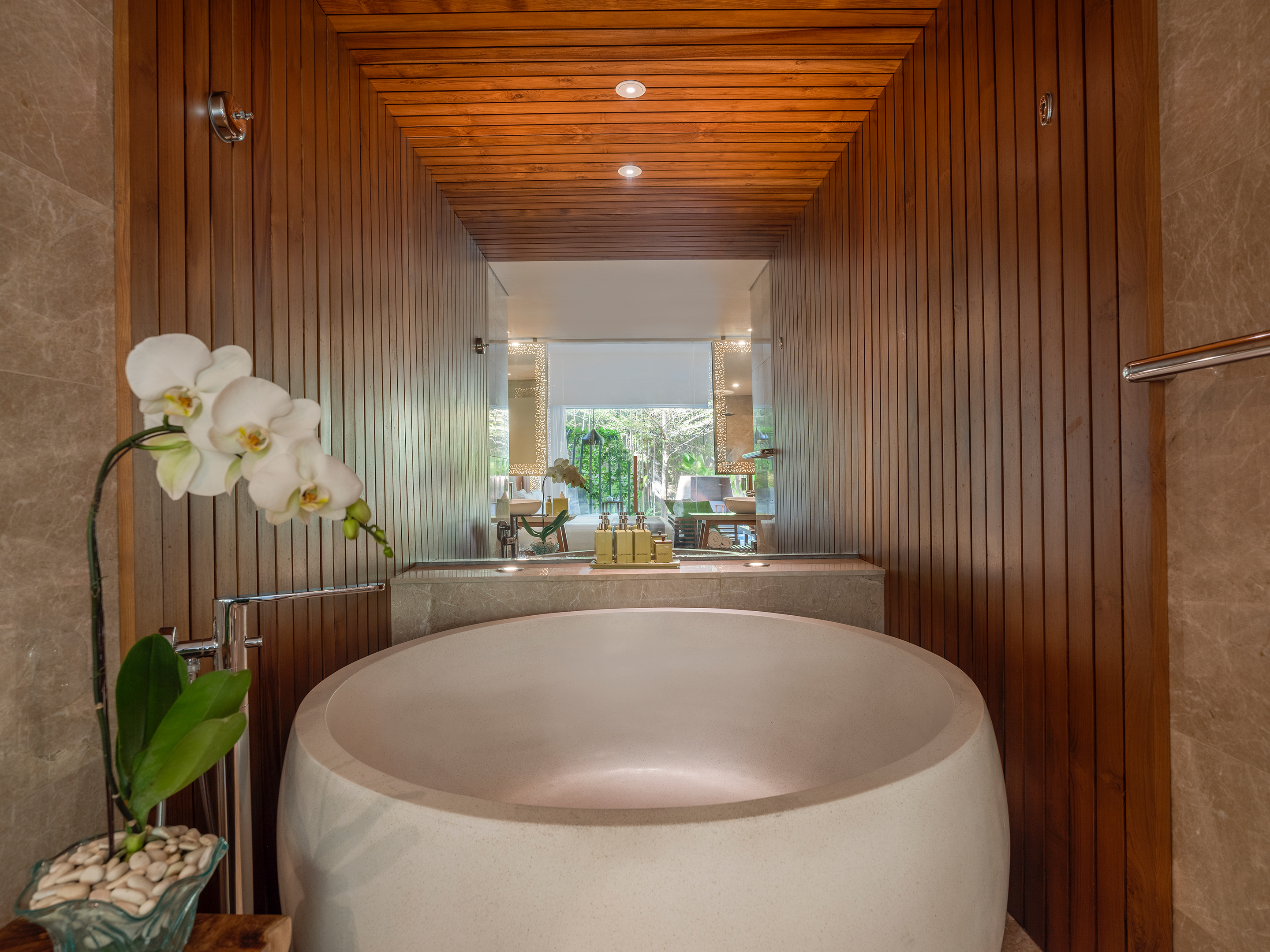 MSR 2.3.3.1. INS King Bathtub