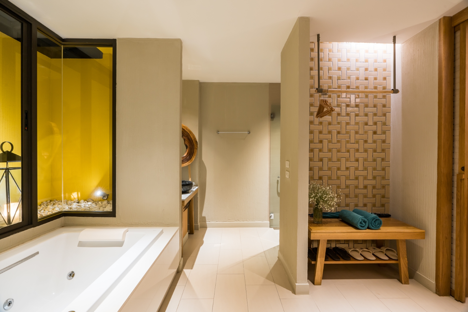 Paradise Beachfront Villa (10)