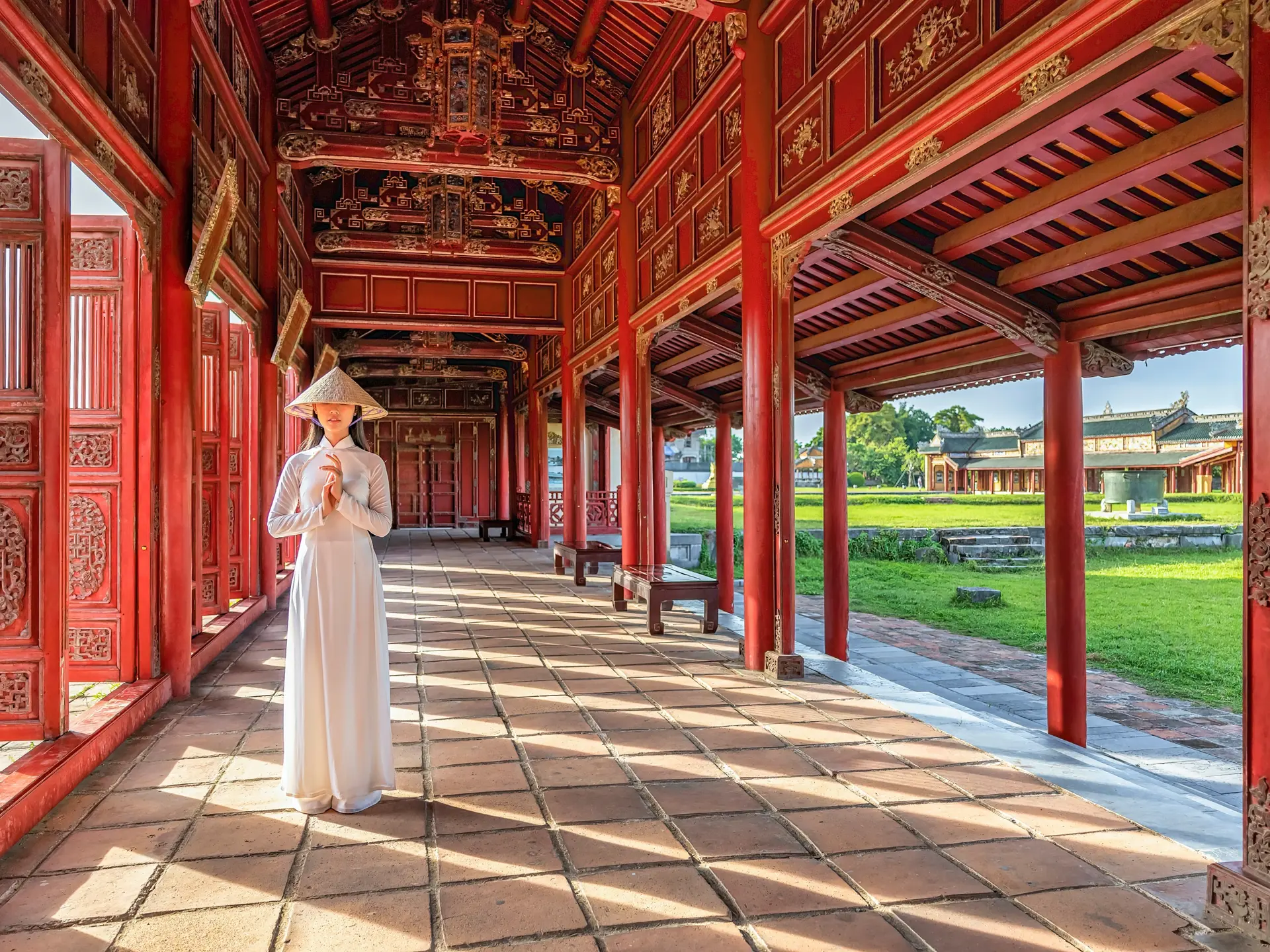 Shutterstock 2254324483