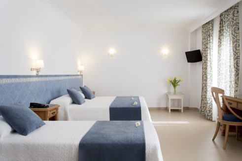 Triple Room (4)
