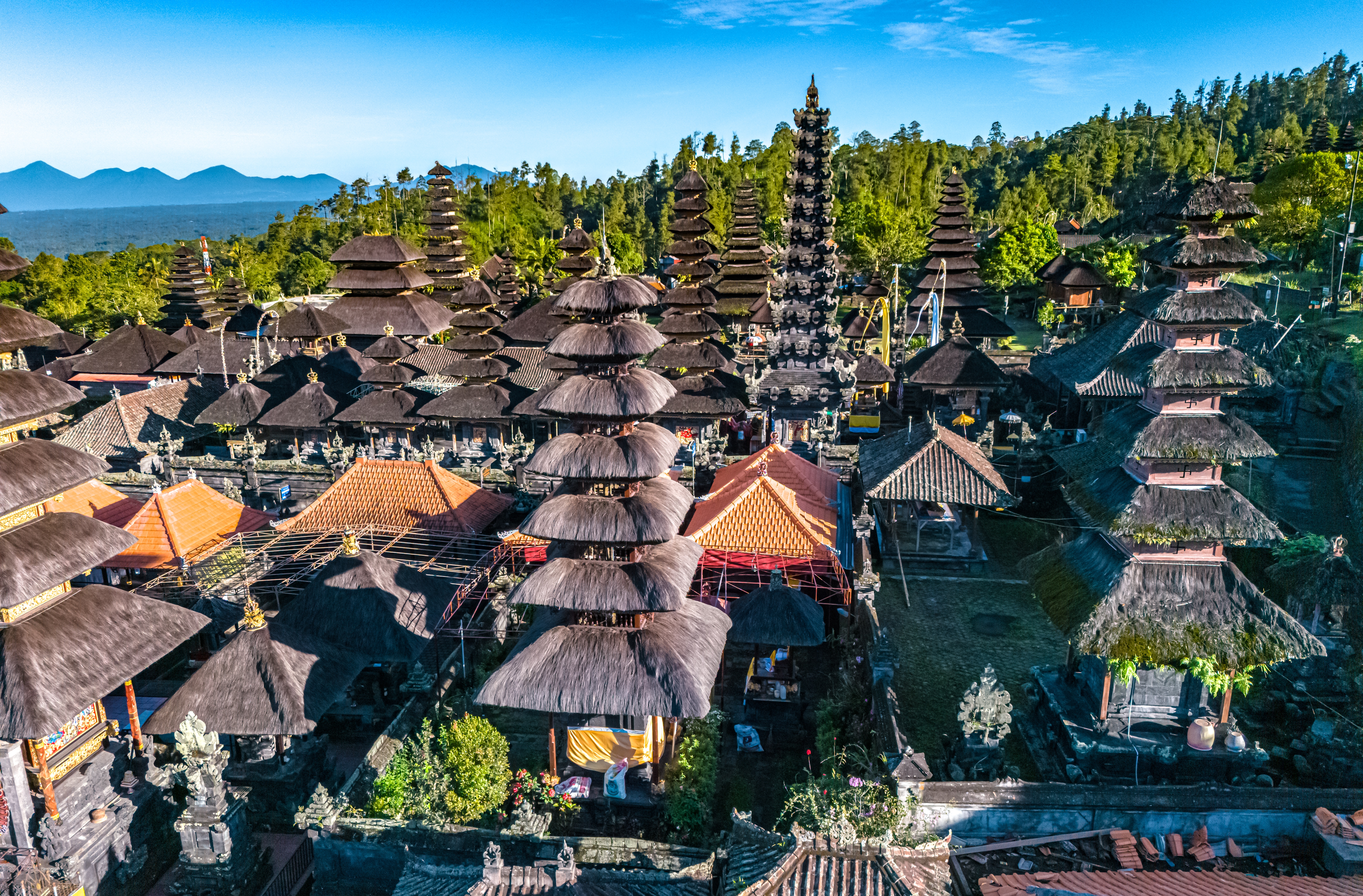 Shutterstock 2473051837 (Besakih Temple In The Village Of Besakih On The Slopes Of Mount Agung In Eastern Bali, Indonesia)