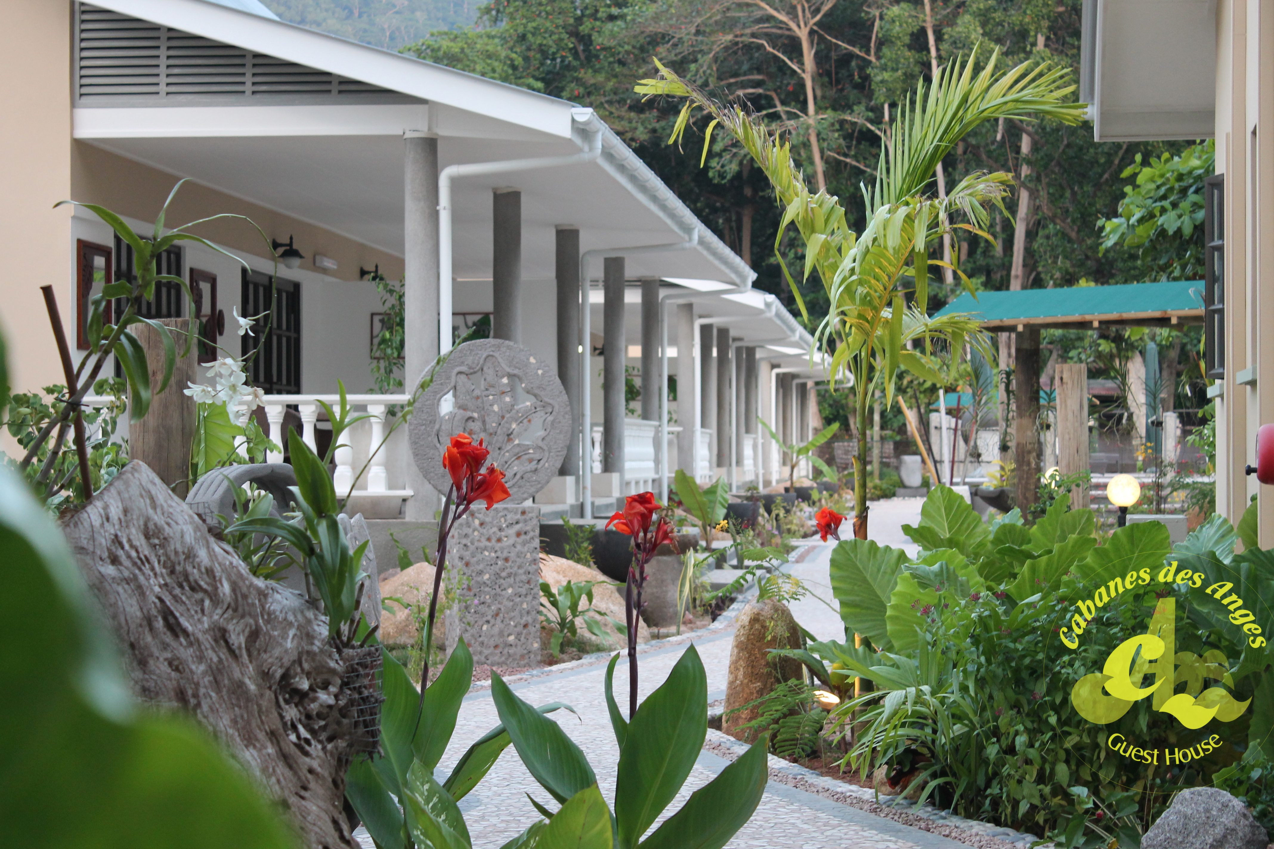 Masonstravel Cabanesdesanges Gardens