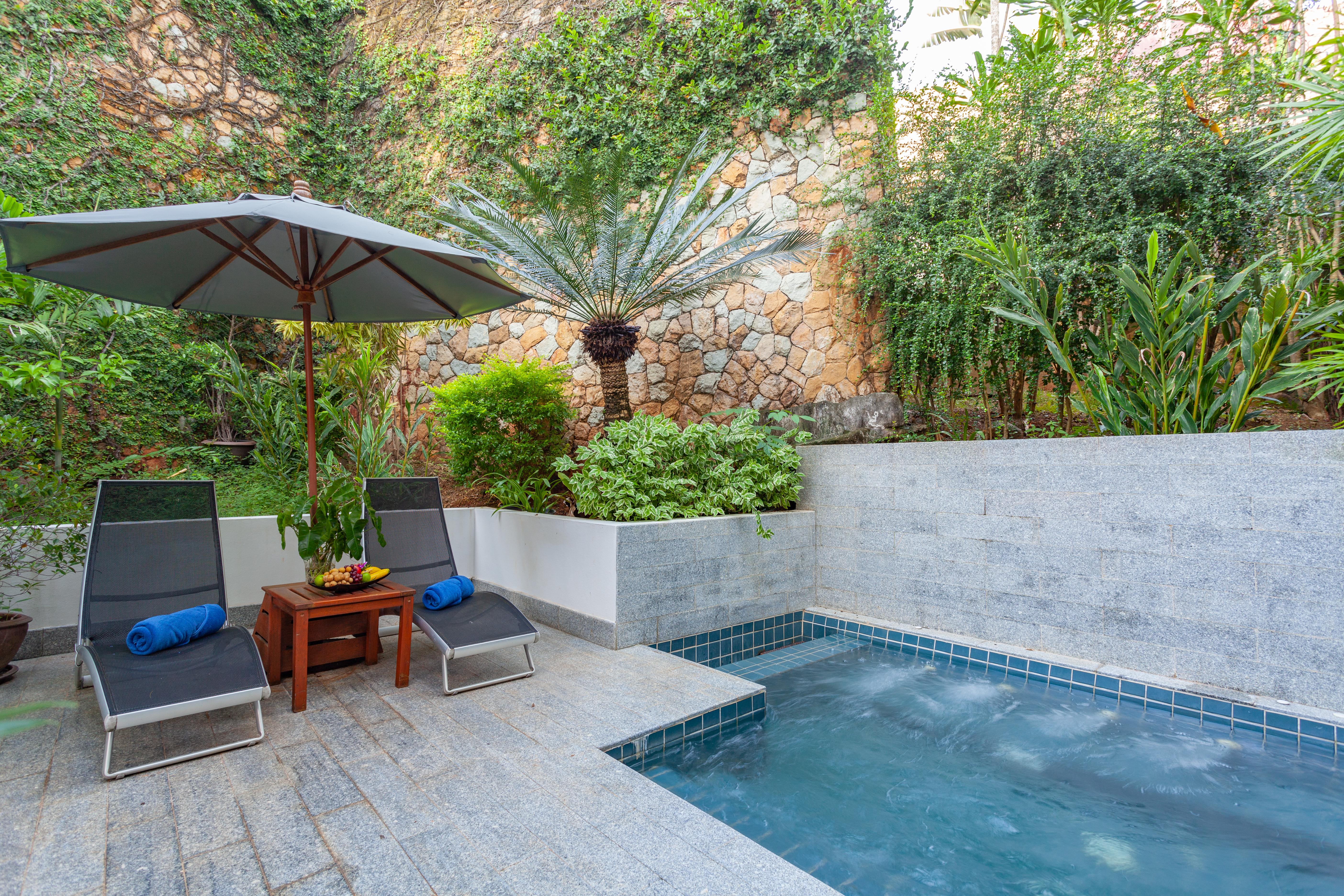 Hydropool Villa 07