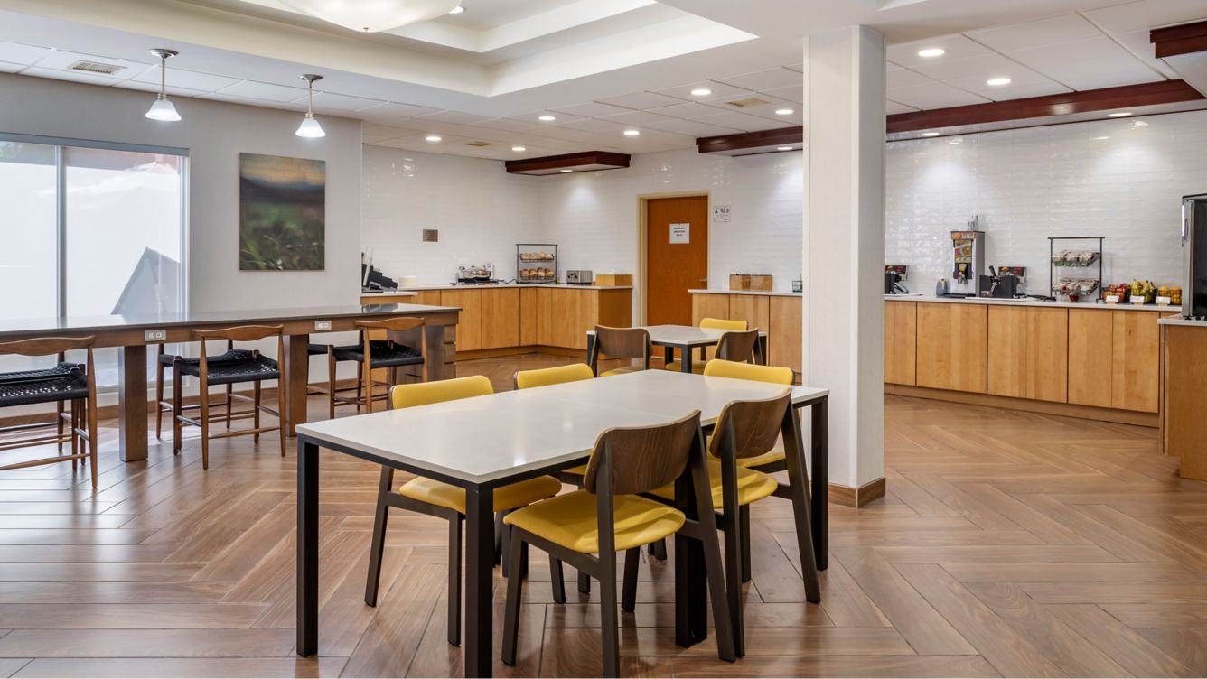 Fi Avlck Breakfast 42104 Wide Hor