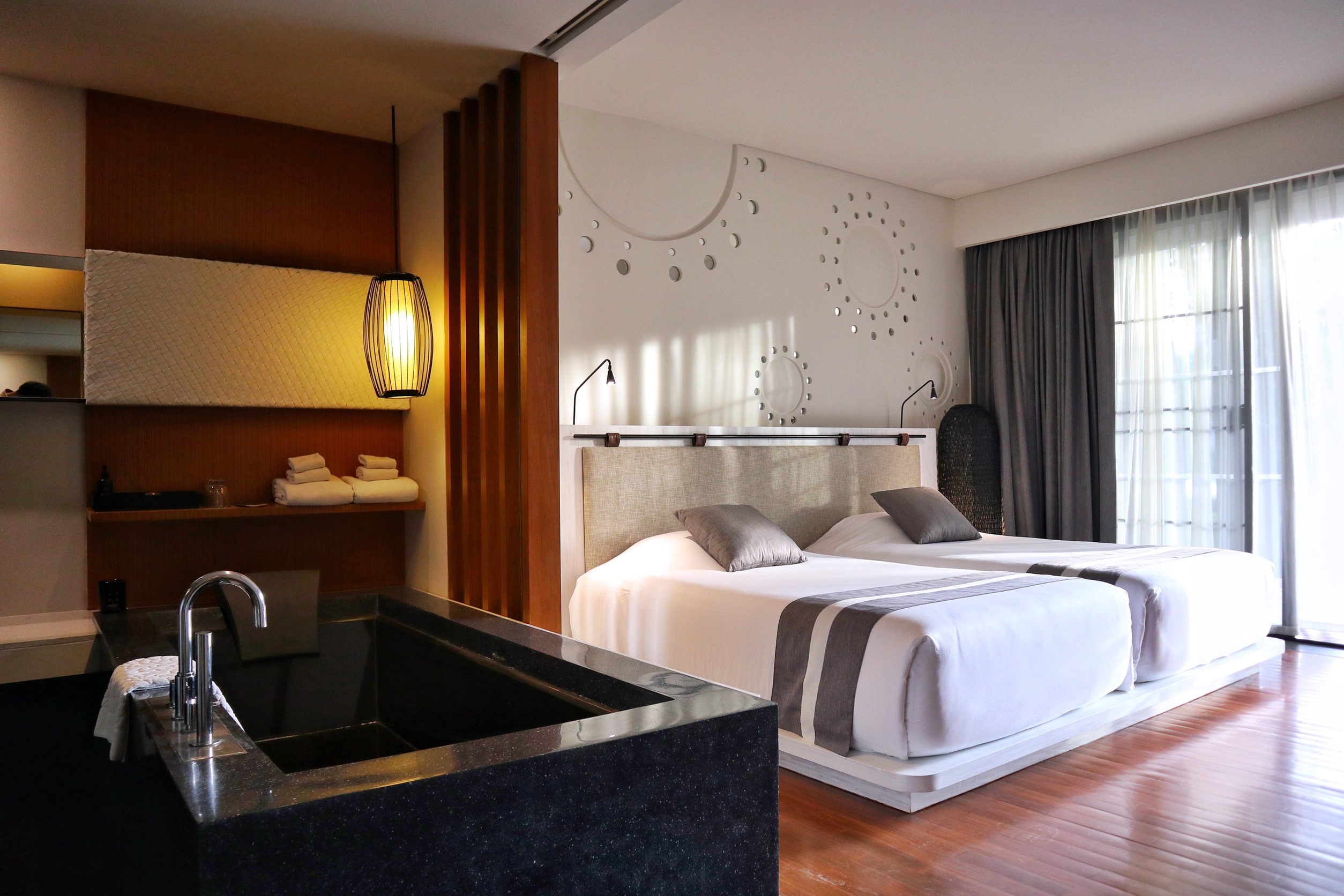 1.7 Valley Deluxe Escape