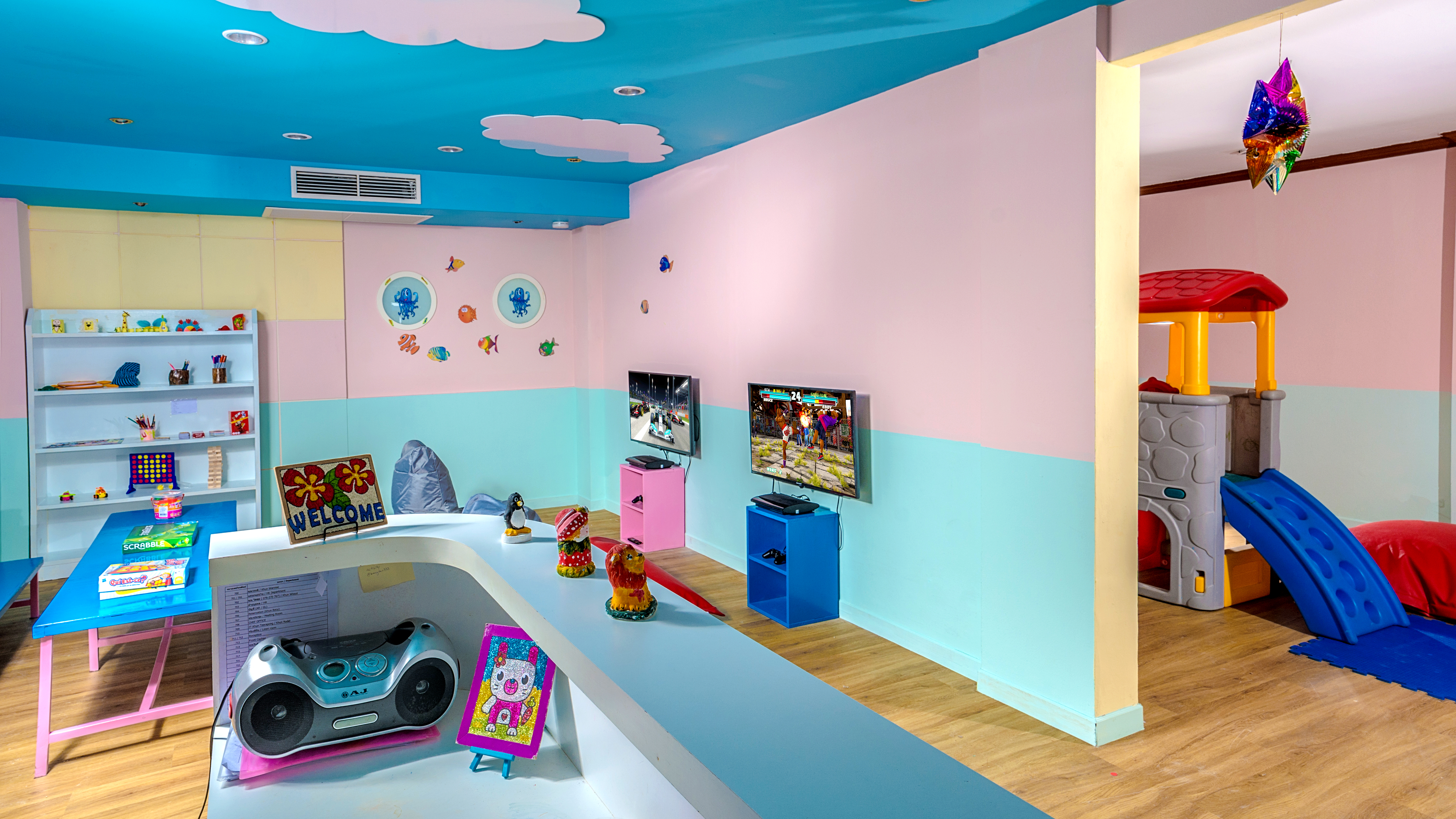 Kids Club 004 36575977536 O