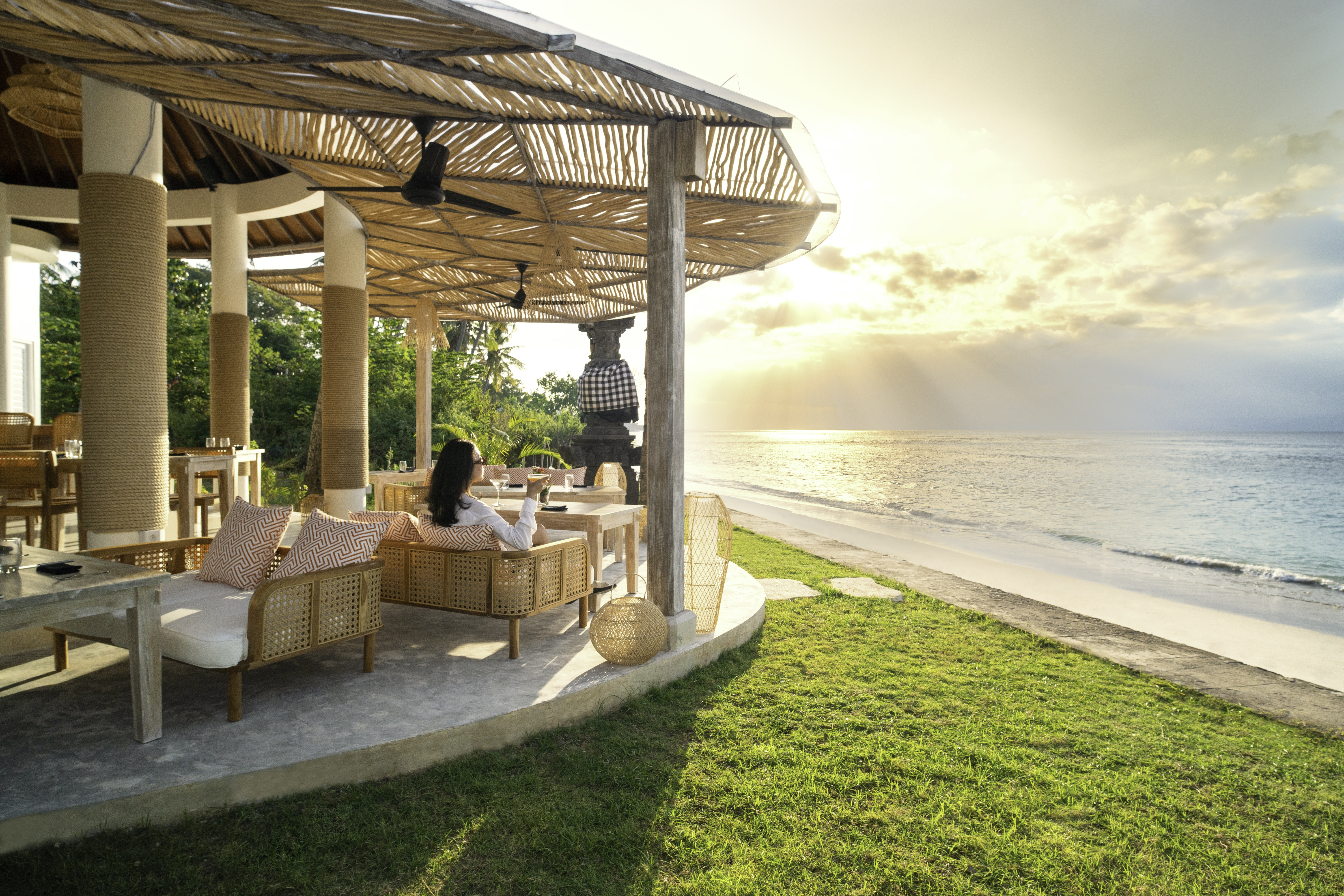 The Sankara Beach Penida Restaurant 3