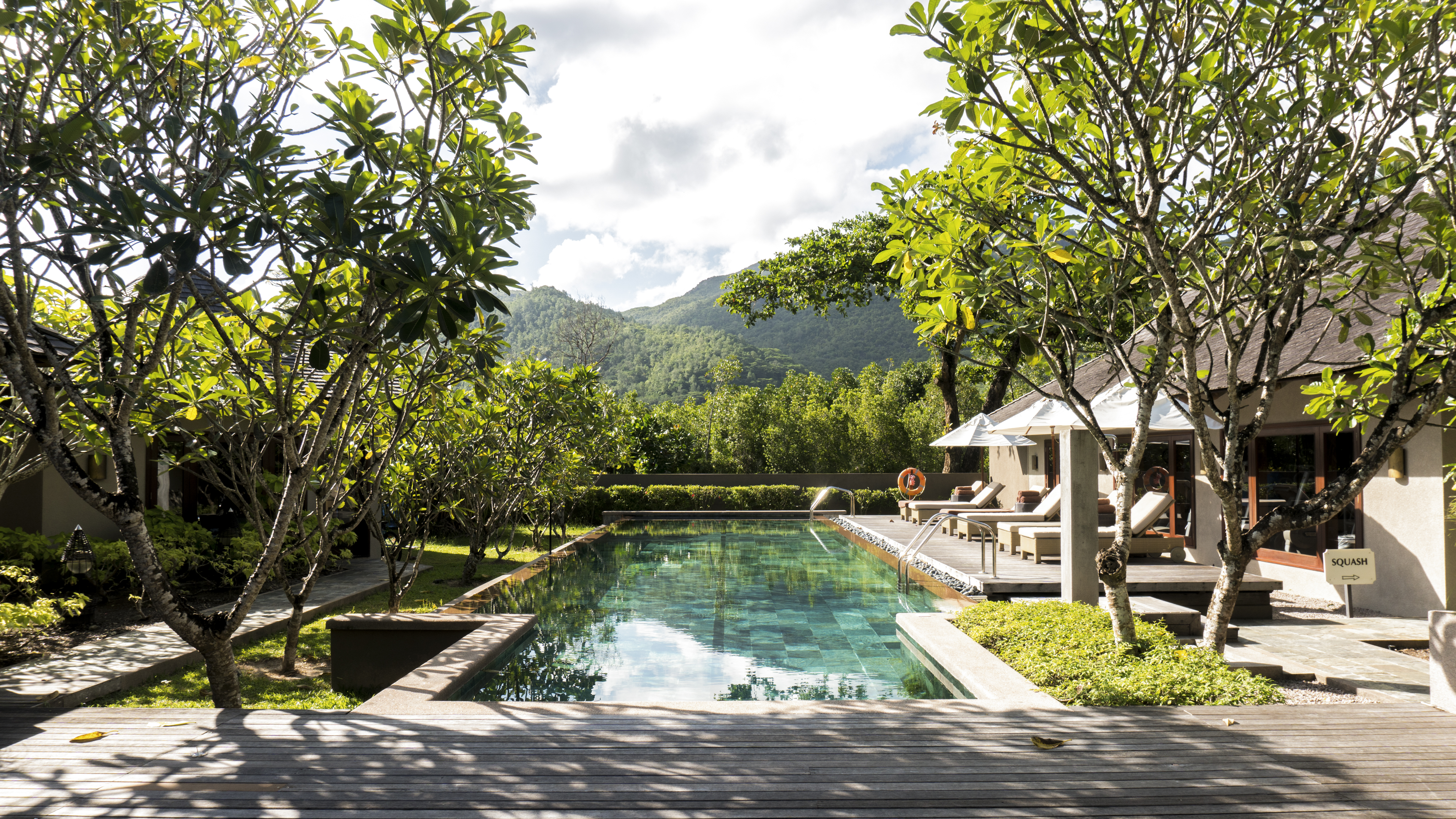 Constance Ephelia Sports And Leisure 03