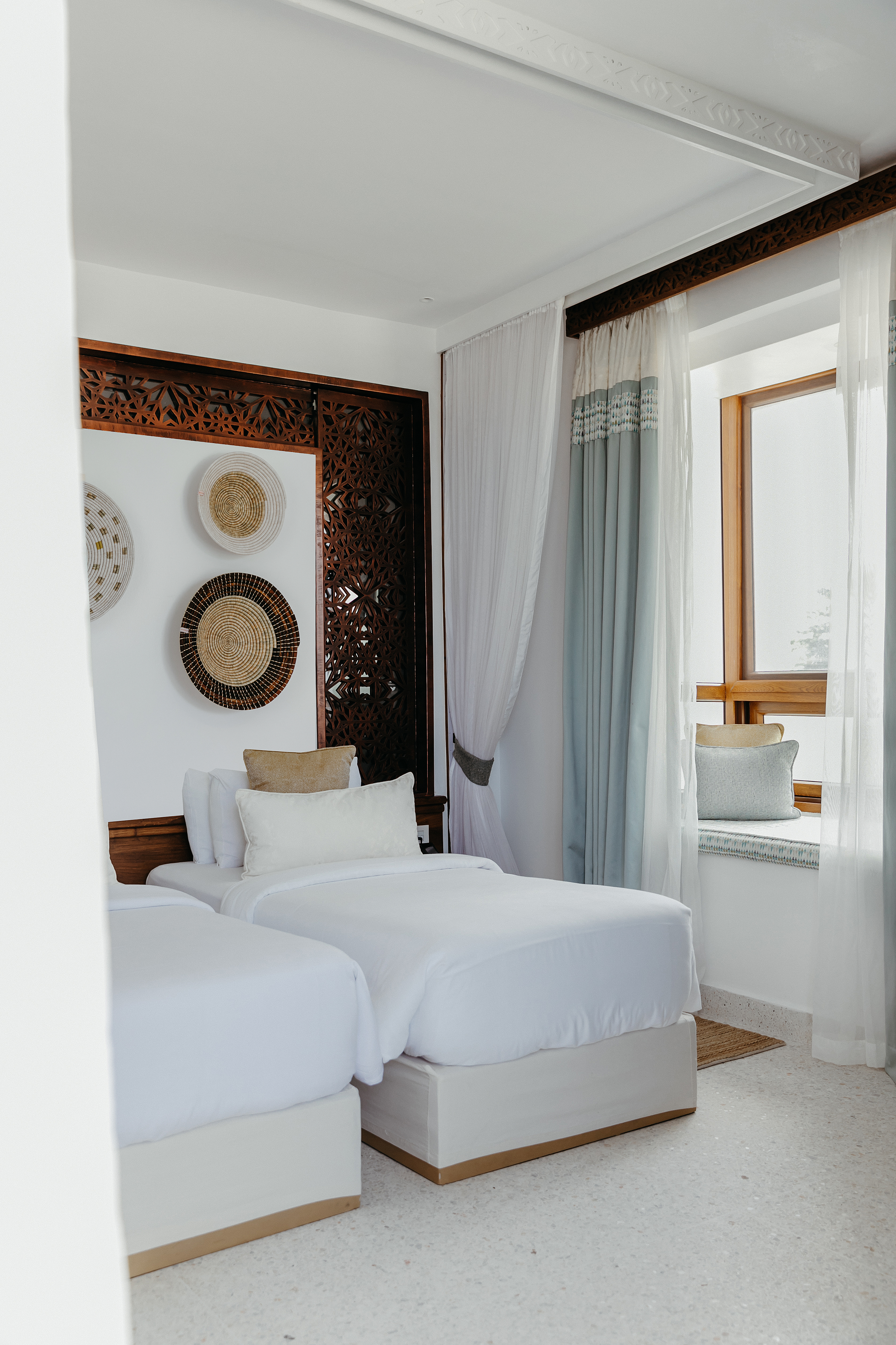 11790 Luxmar 370 3360X5040