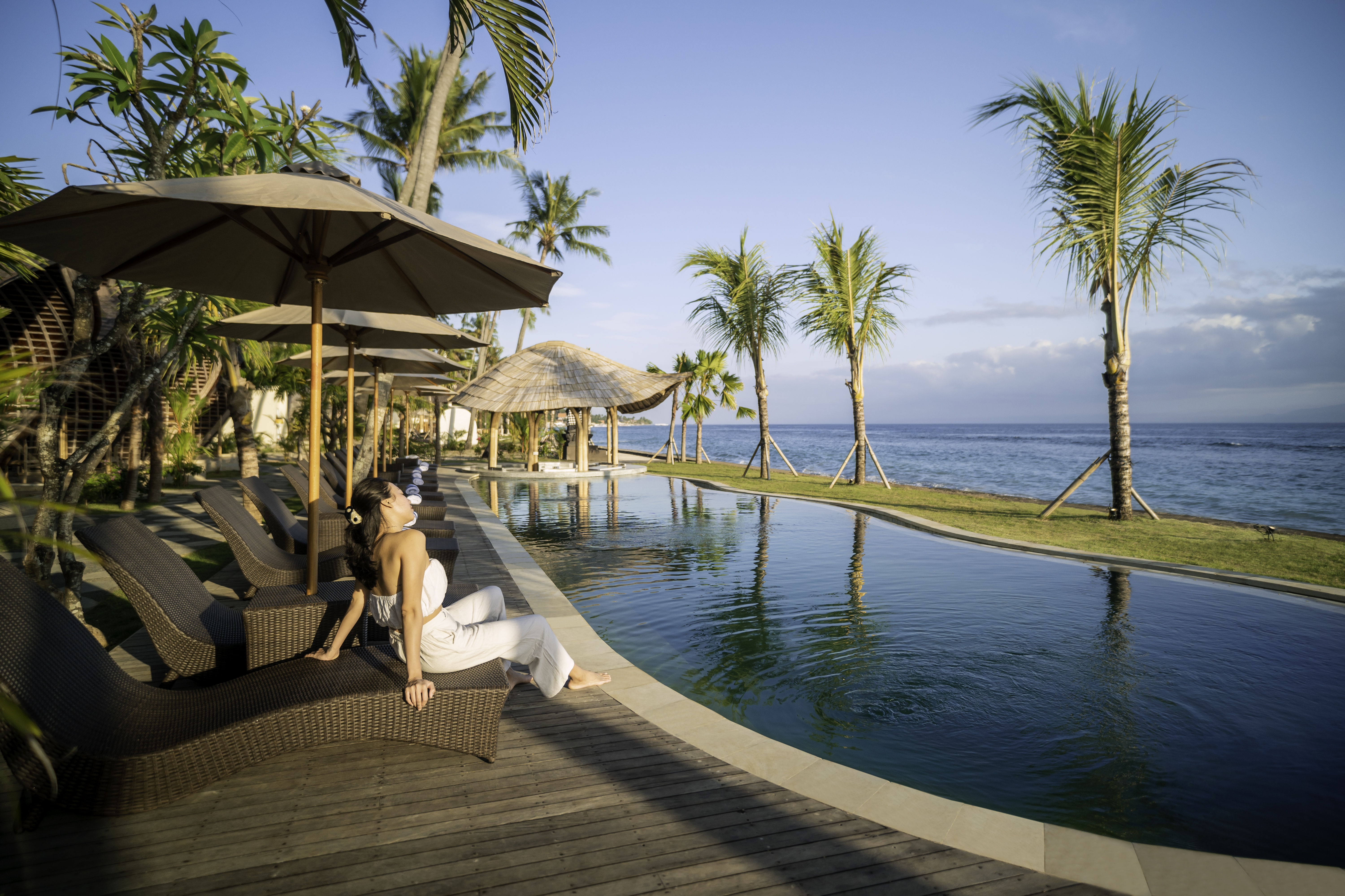 The Sankara Beach Penida Pool Sunrise Model