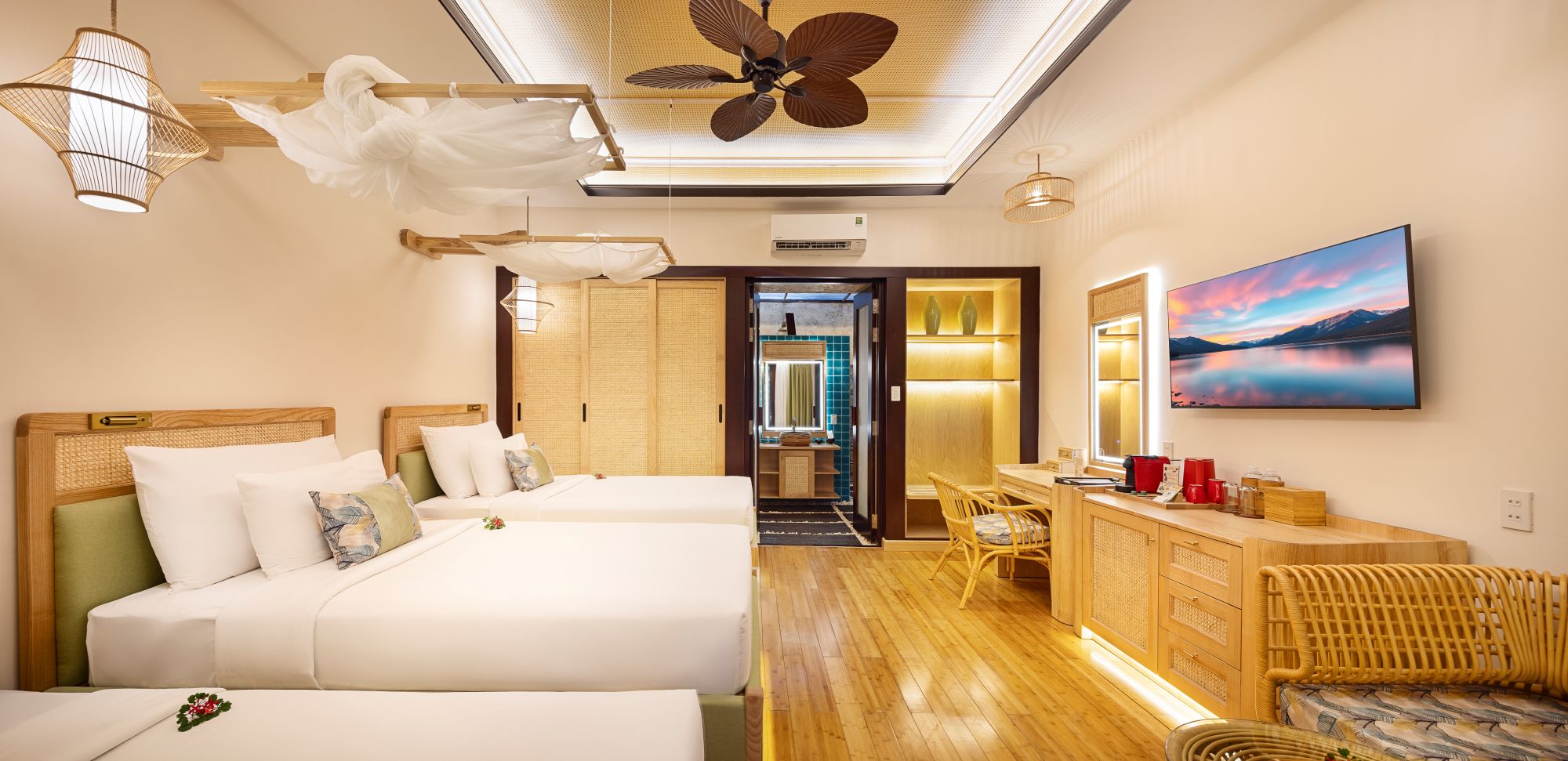 SERENE OASIS 2 Small