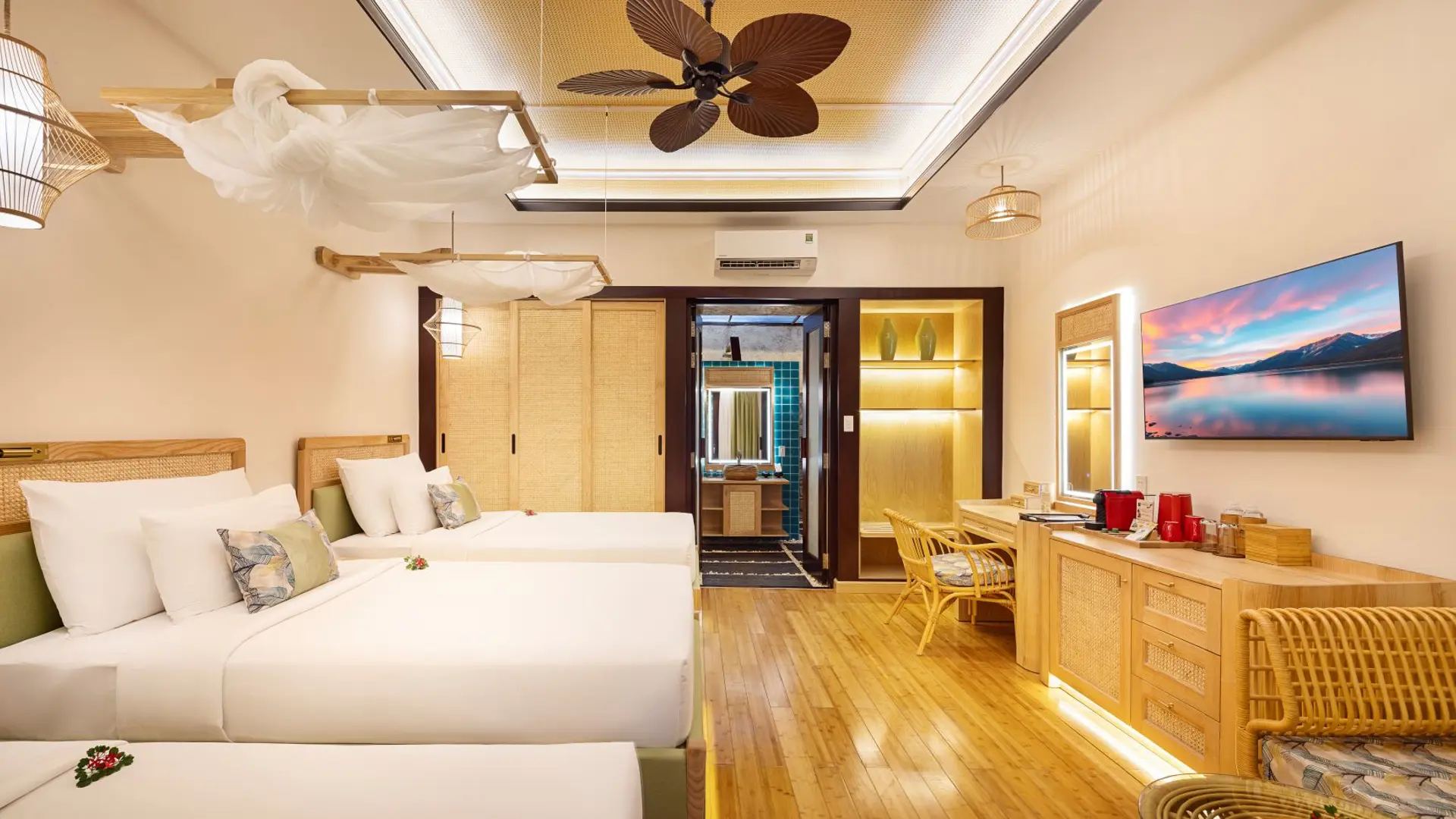 SERENE OASIS 2 Small