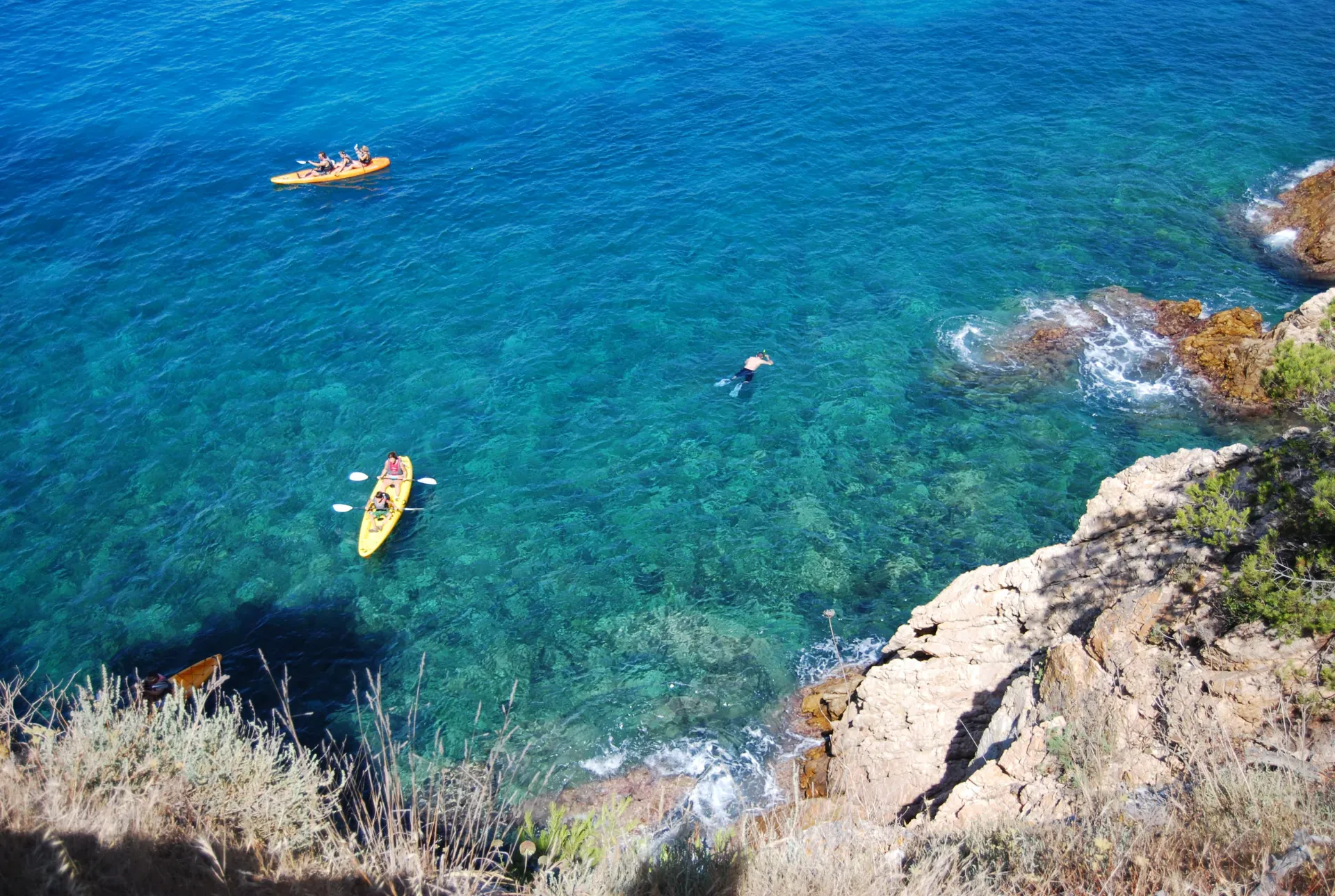 Actividades Acuaticas Kayak Snorkel Entorno Casamar Restaurant Hotel Costa Brava