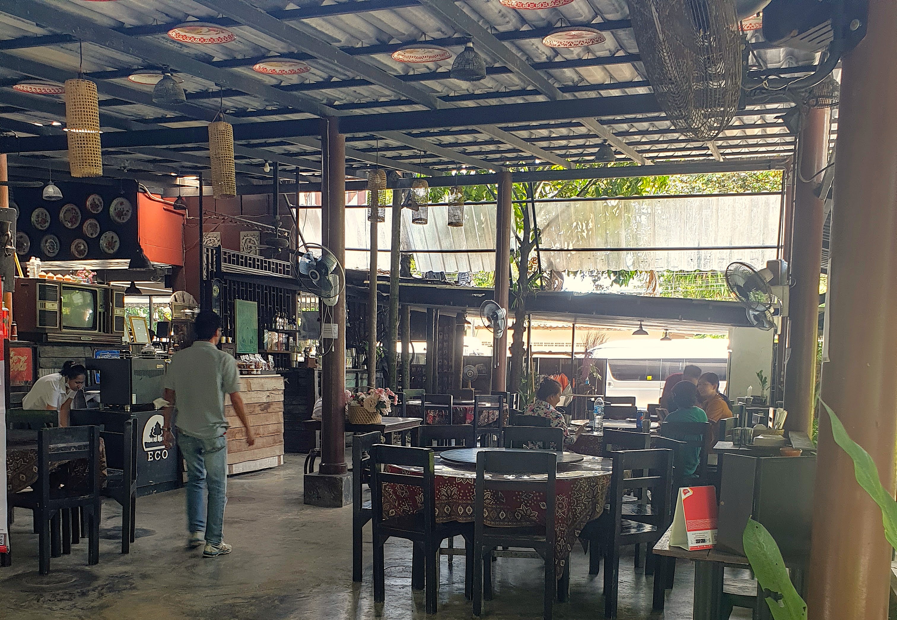 Nai Mueang Restaurant I Khao Lak Foto Dorte Kuula